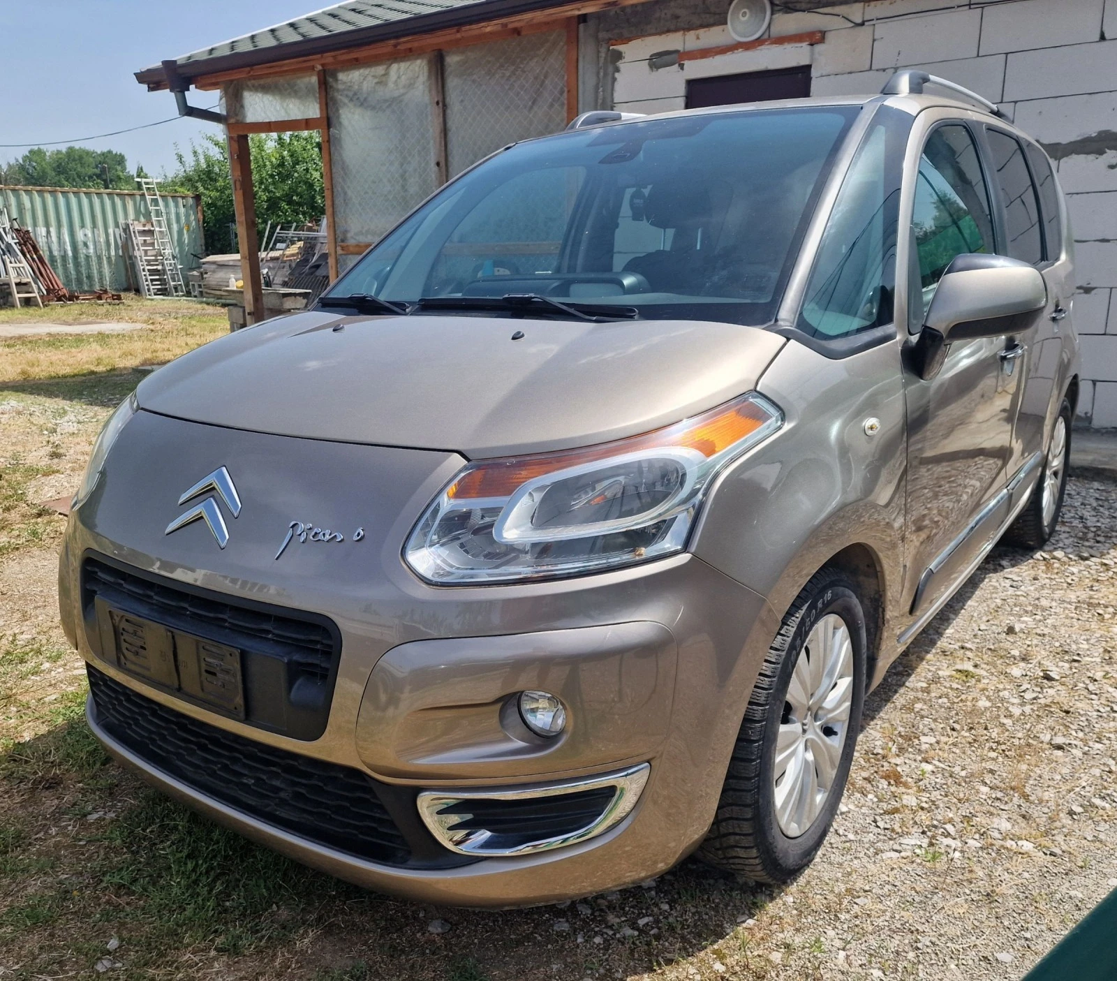 Citroen C3 Picasso EXCLUSIVE изпълнение с фабрична газ - изображение 5