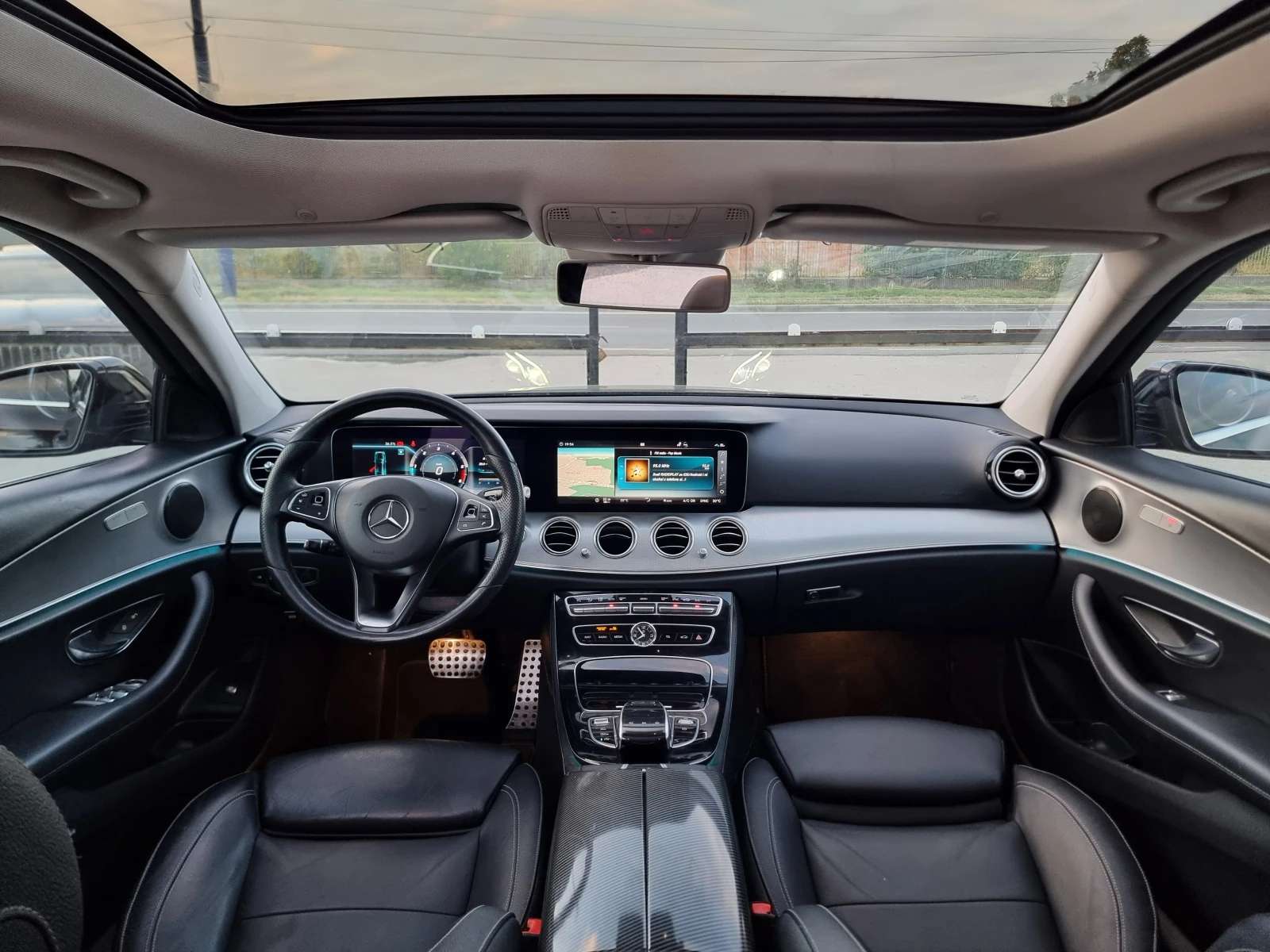 Mercedes-Benz E 220 BRABUS // 360  //DISTRONIC PLUS  | Mobile.bg   14