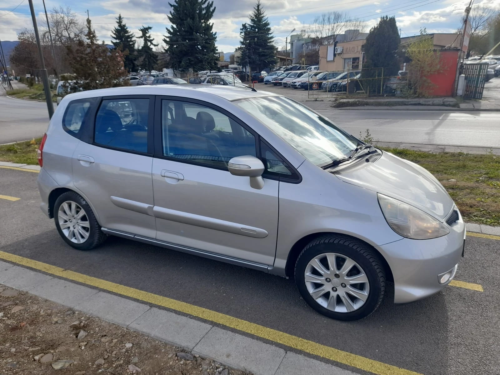 Honda Jazz 1.4i-AUTOMATIC7-FACE - изображение 2