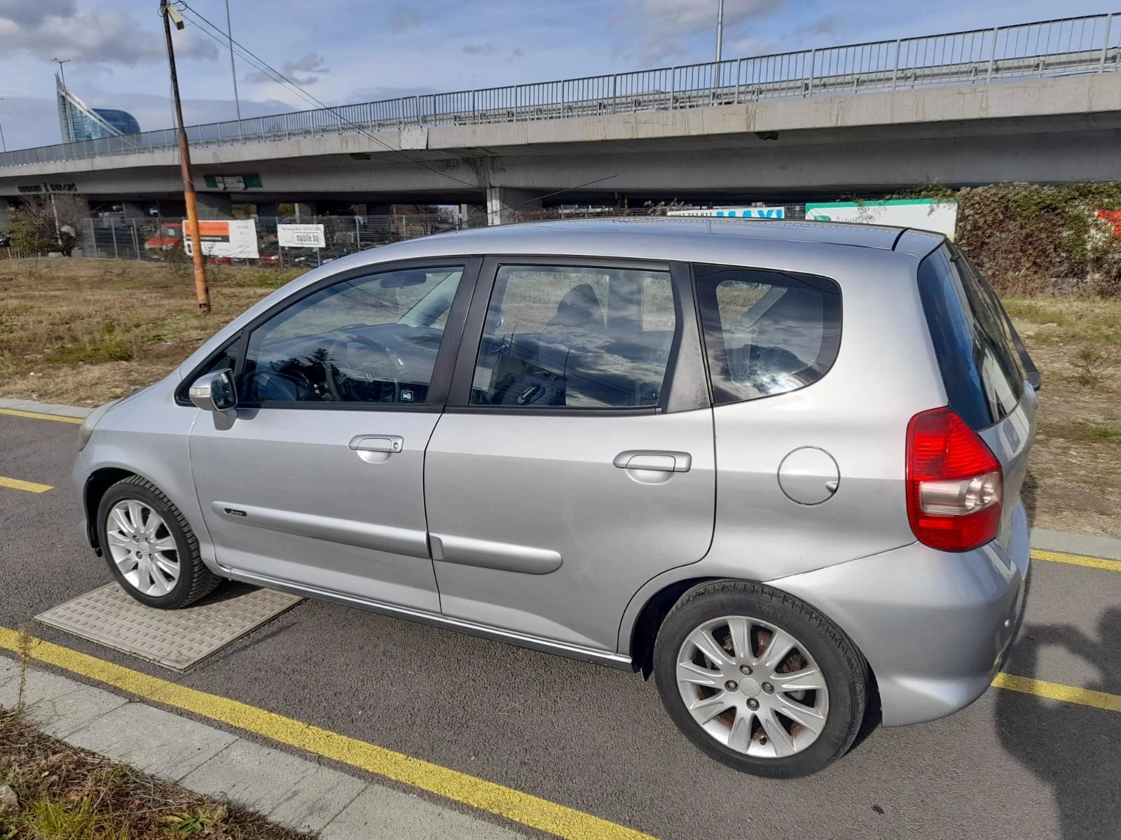 Honda Jazz 1.4i-AUTOMATIC7-FACE - изображение 7