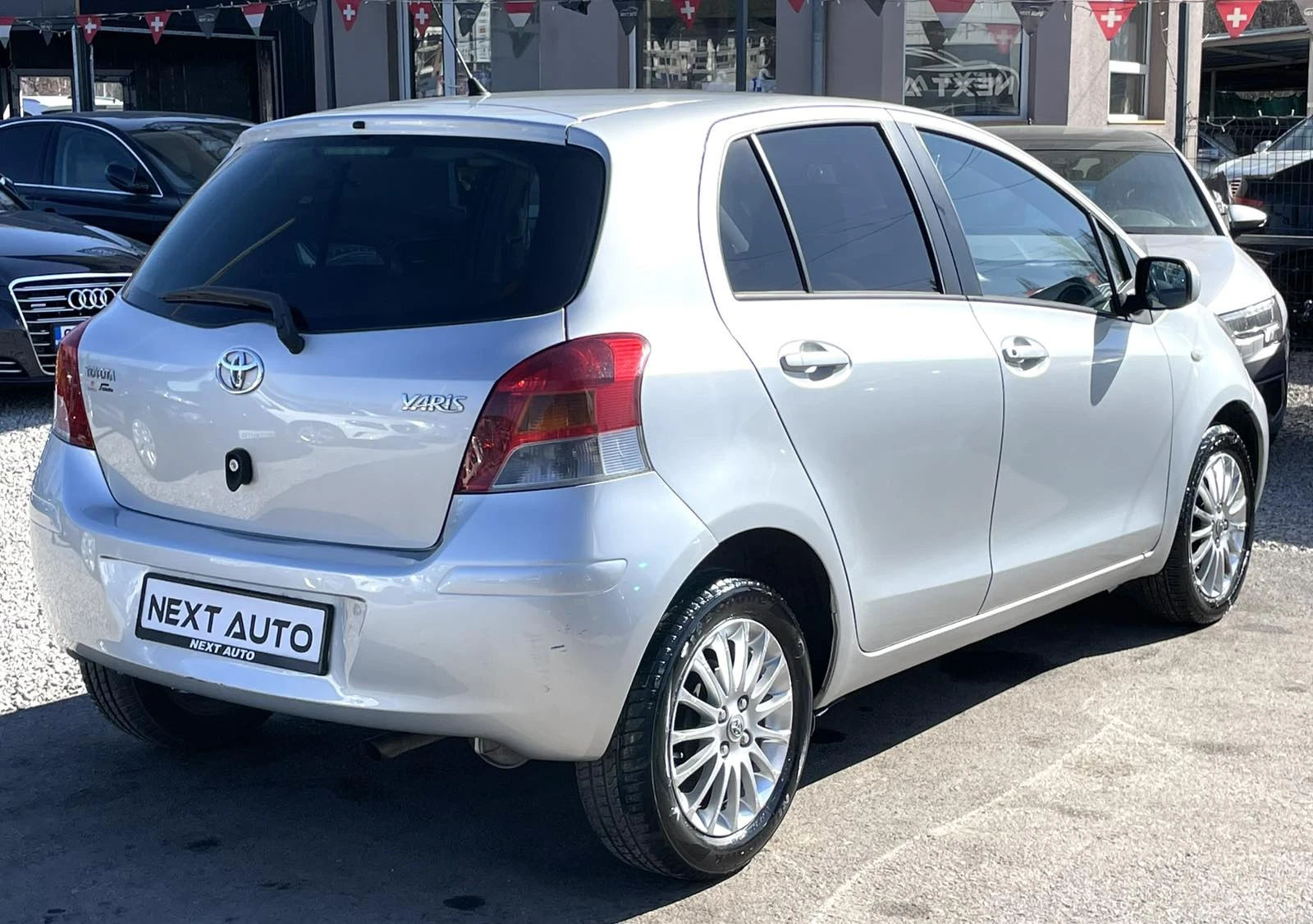 Toyota Yaris 1.3i 101HP 111202KM - изображение 5