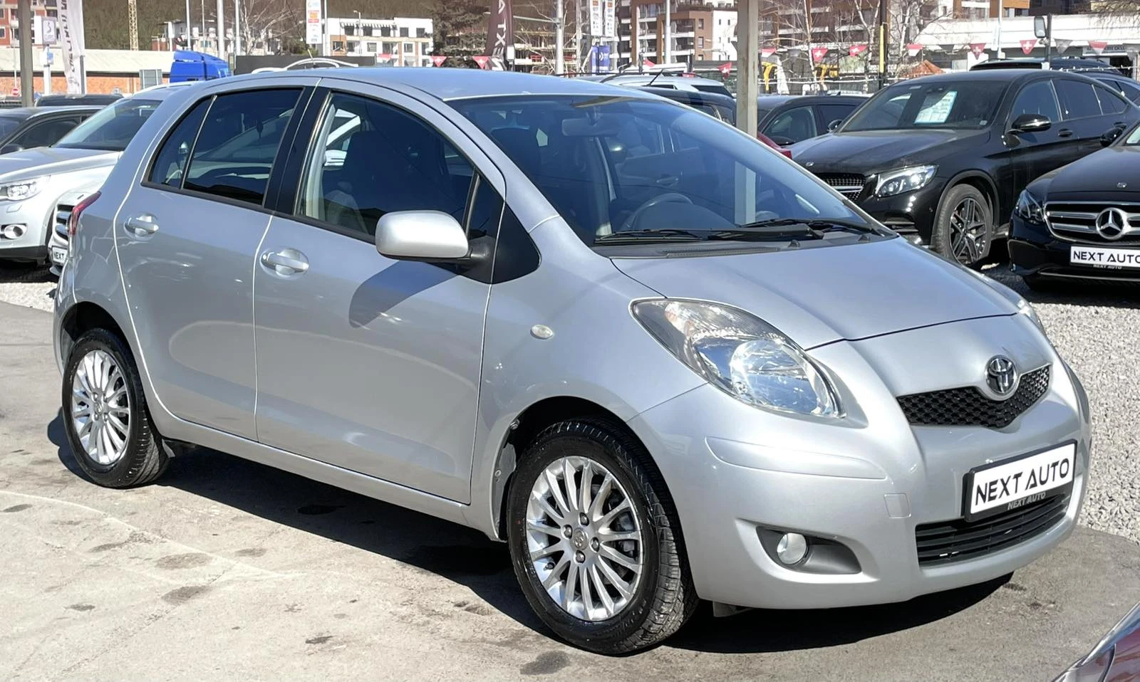 Toyota Yaris 1.3i 101HP 111202KM - изображение 3