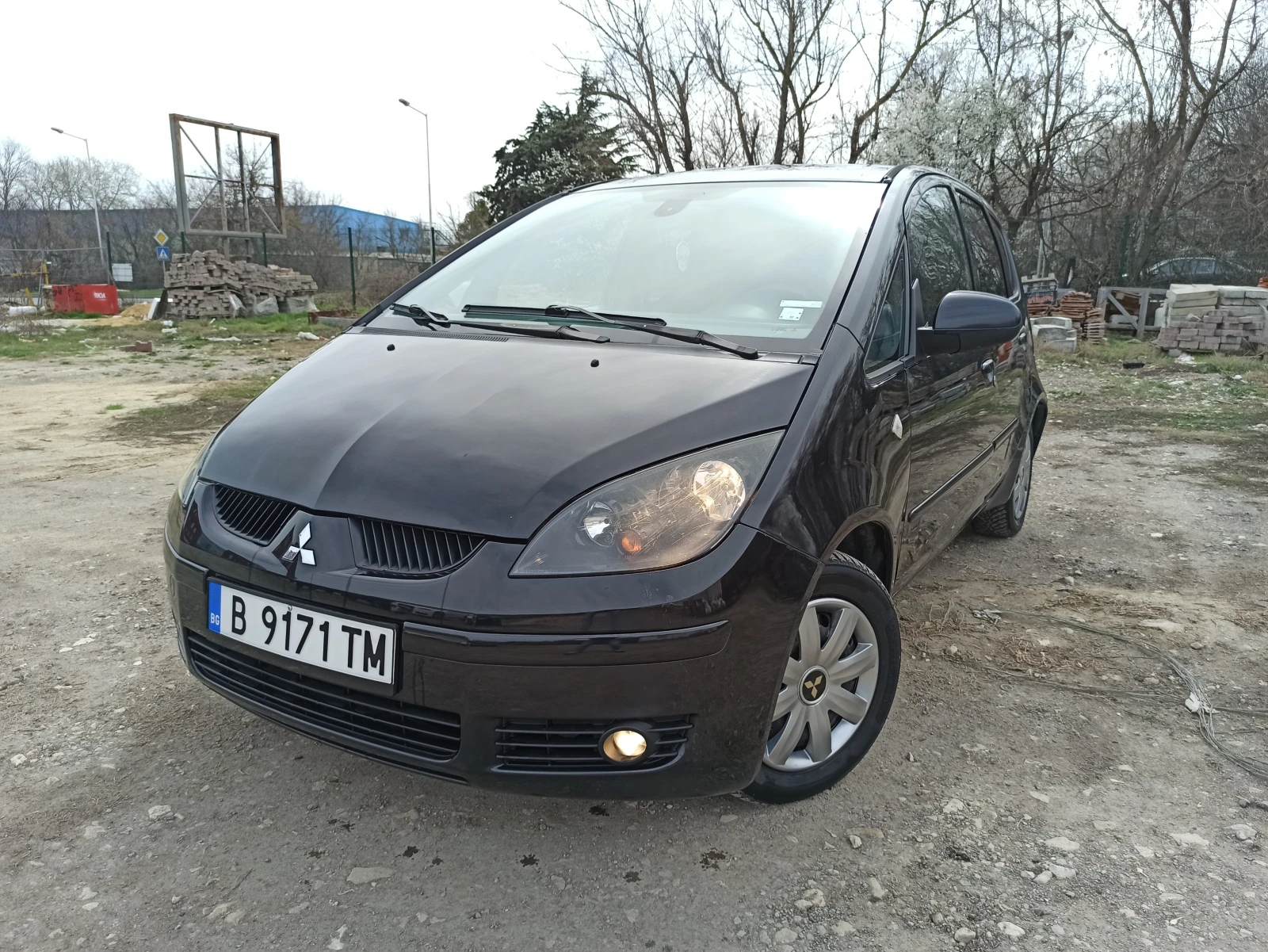 Mitsubishi Colt 1.1i 12V KLIMA - изображение 2