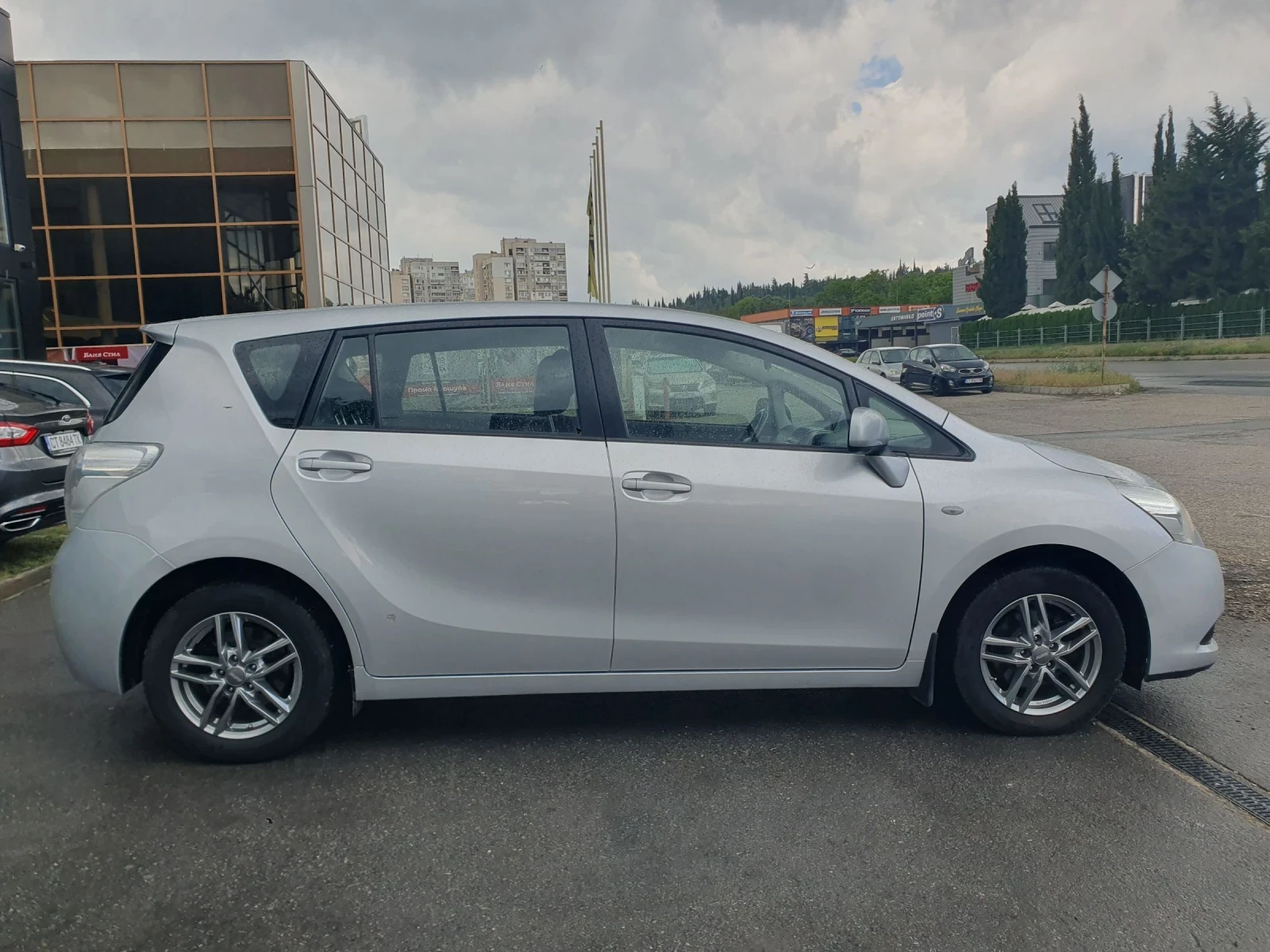 Toyota Corolla verso 2.0 tdi 126 hp - изображение 7