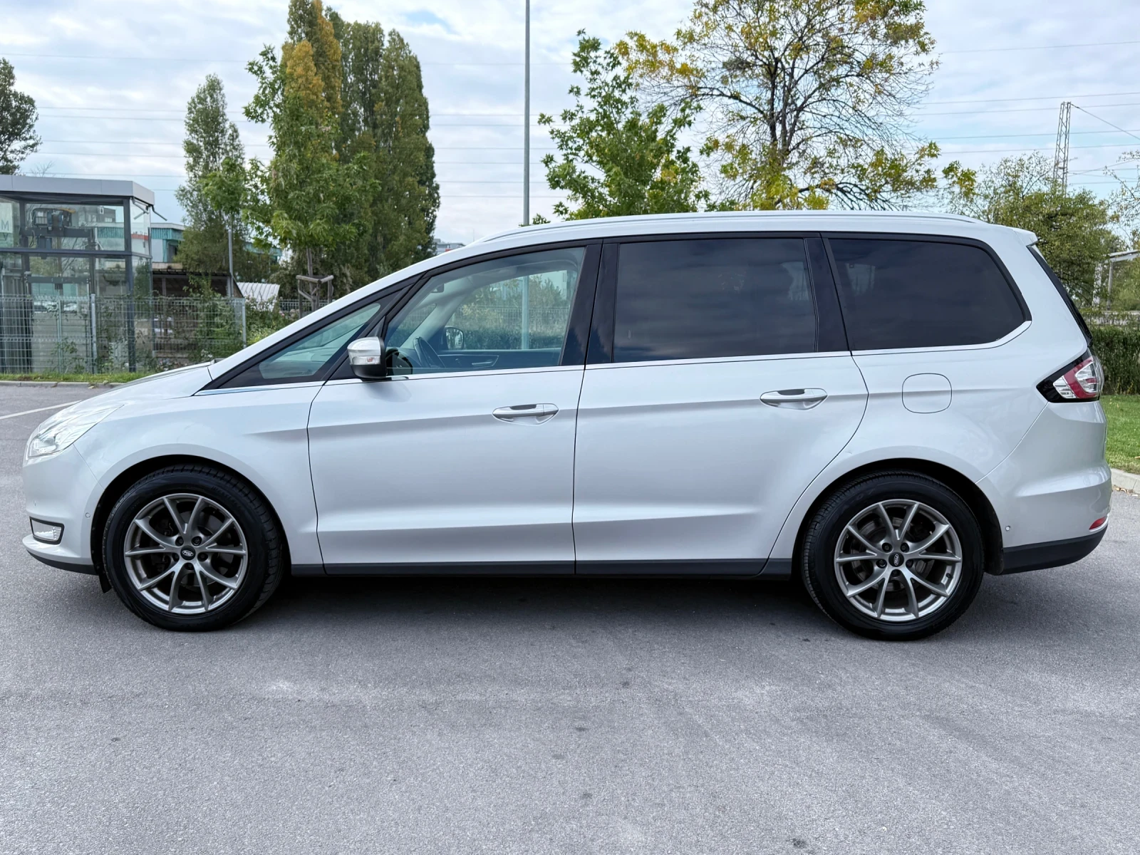 Ford Galaxy * 2.0TDCI* AWD* FULL* DISSTRONIC* CAMERA* KOJA* PO - изображение 4