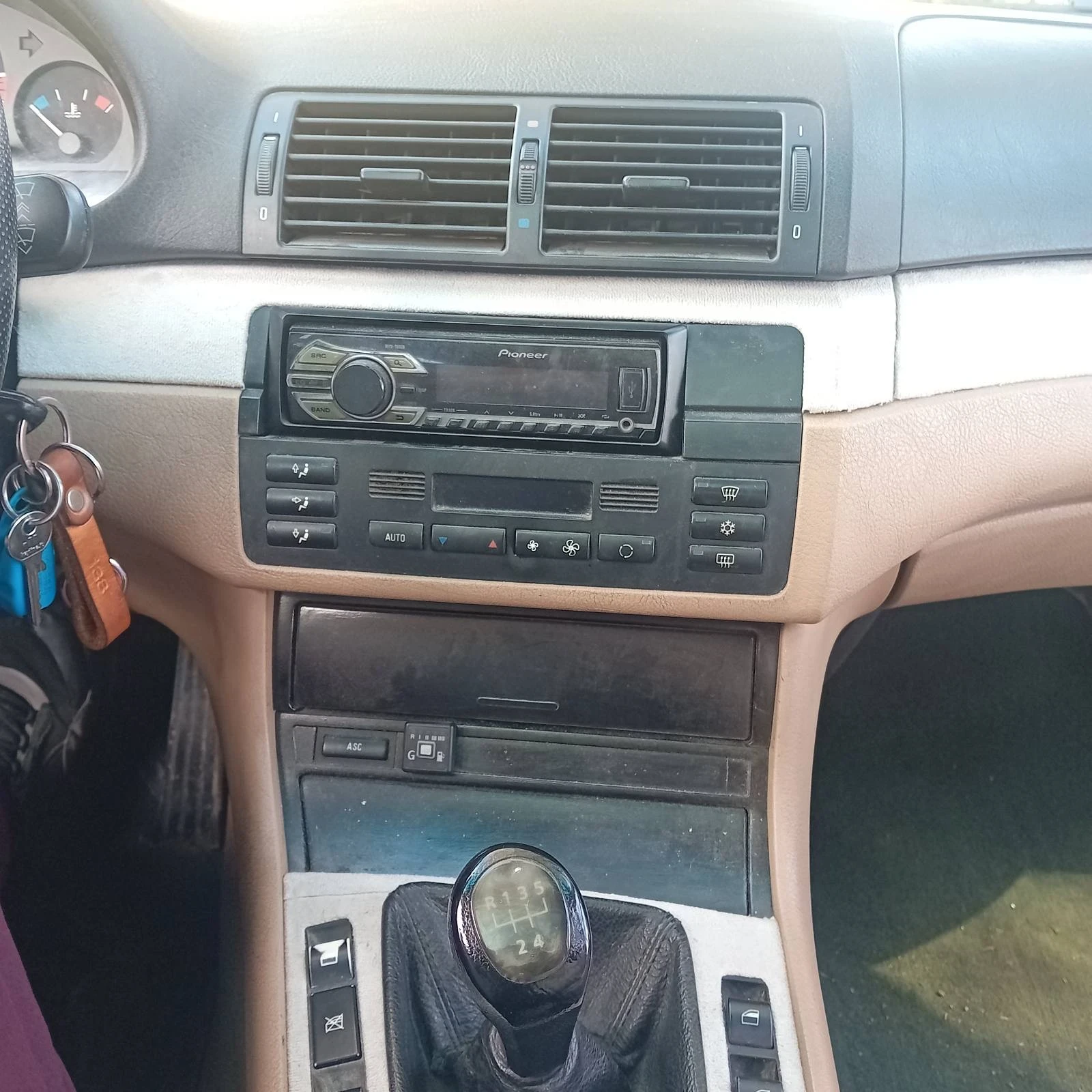 BMW 320 | Mobile.bg   6