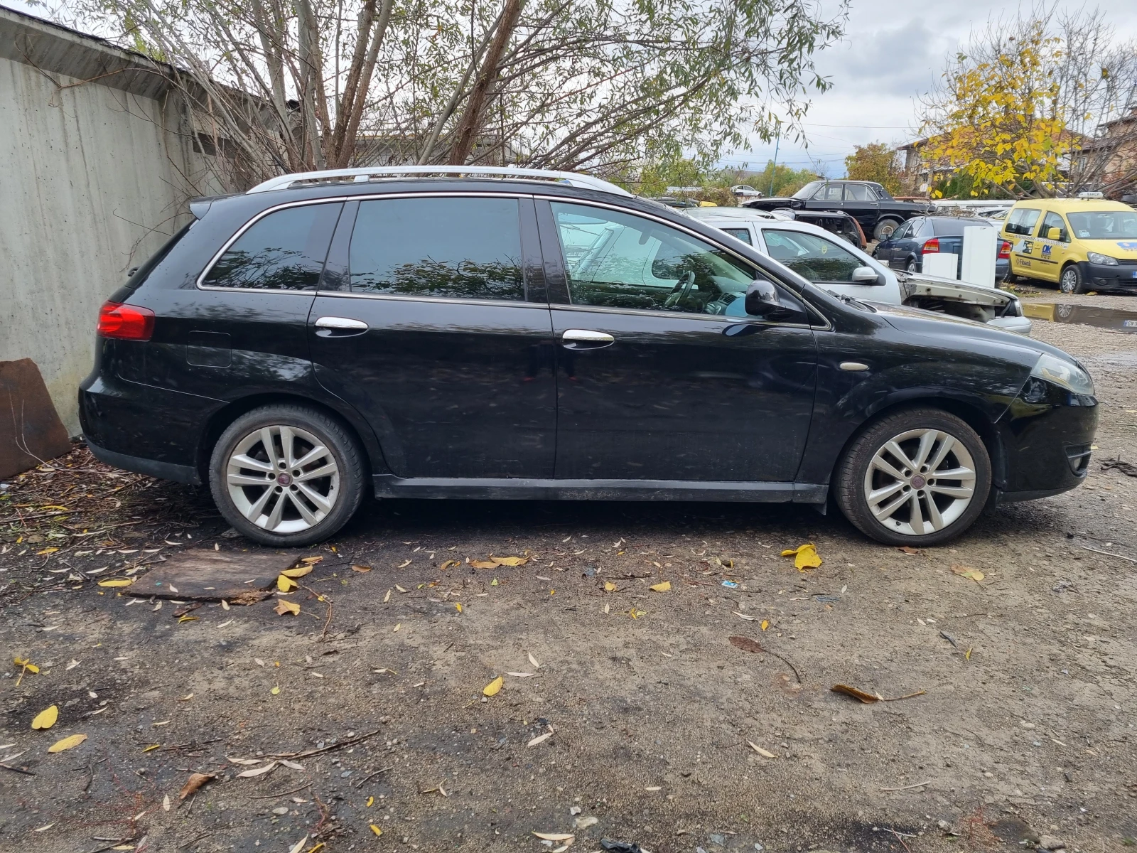 Fiat Croma 1, 9 JTD - изображение 4