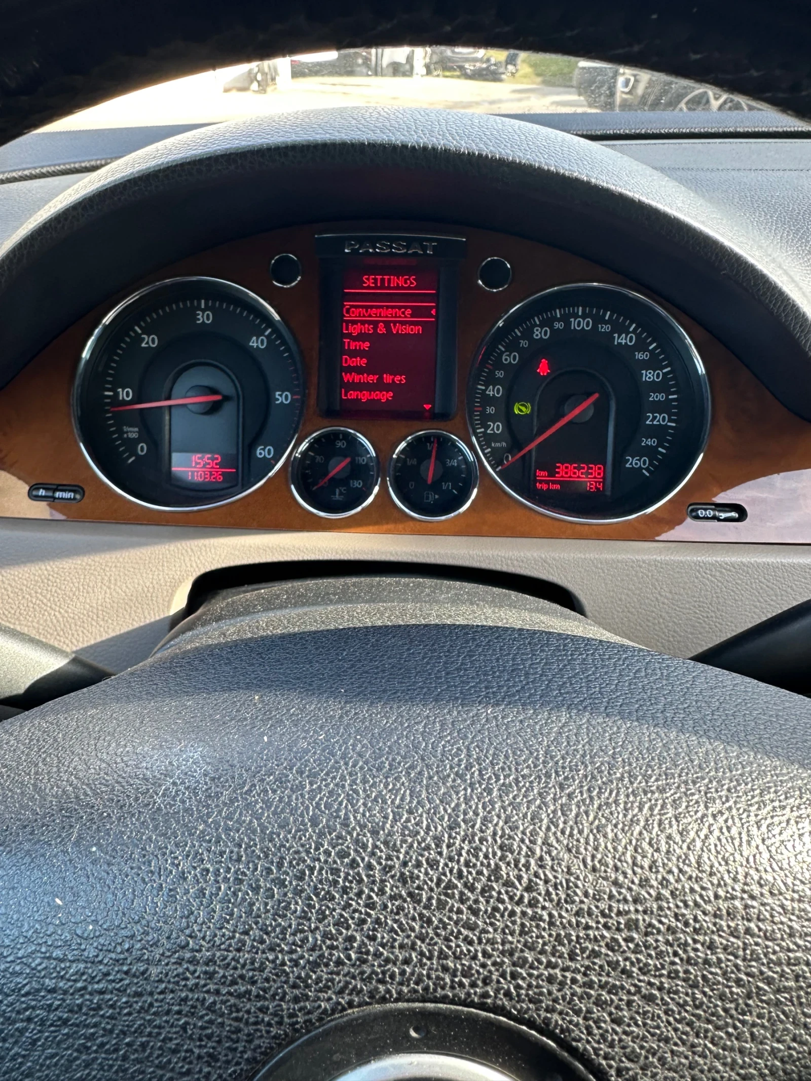 VW Passat 2.0 TDI, снимка 5 - Автомобили и джипове - 53802656