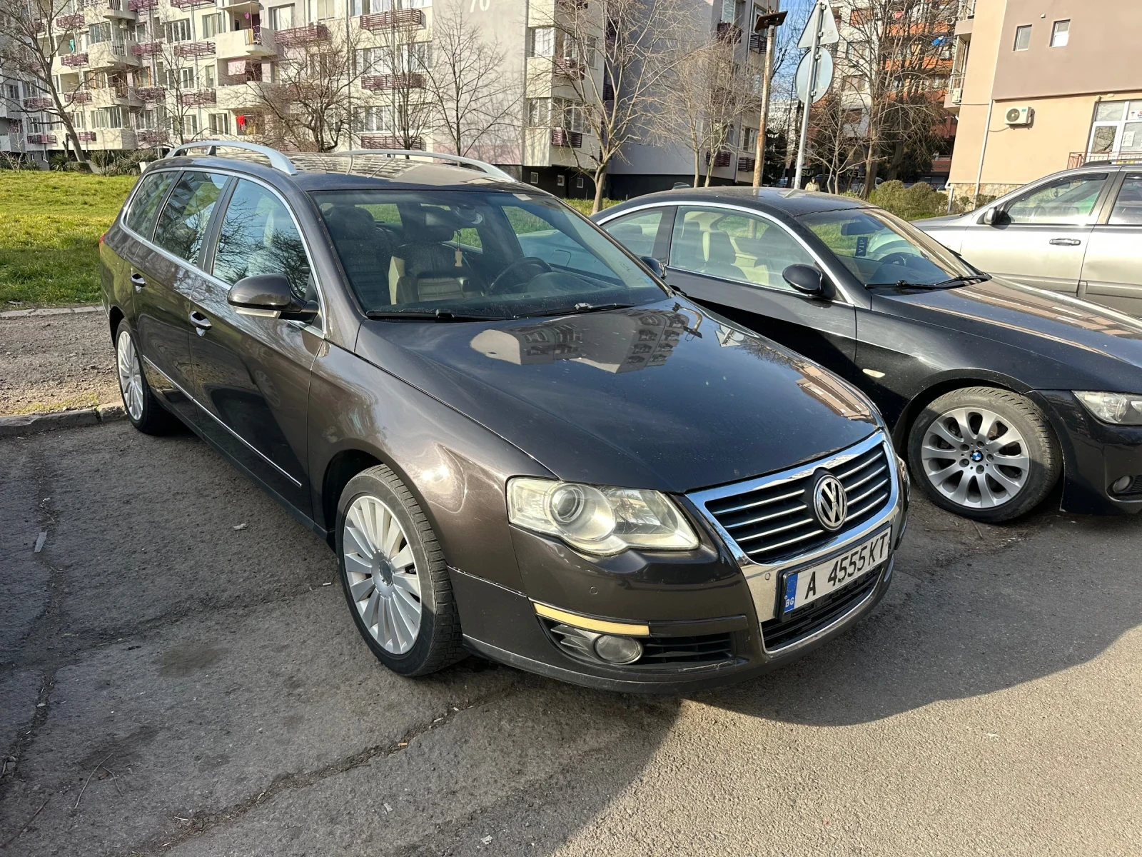 VW Passat 2.0 TDI, снимка 2 - Автомобили и джипове - 53802656