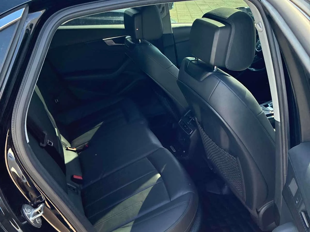 Audi A4 PROGRESSIV/CARFAX/ШИБИДАХ/ПОДГРЕВИ, снимка 11 - Автомобили и джипове - 53934734