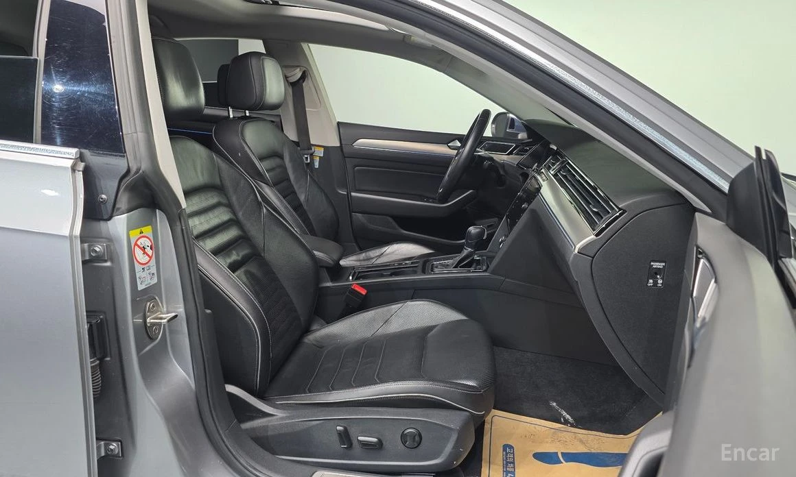 VW Arteon * 2.0TDI* KEYLESS* ПАНО* KOЖА* ПОДГРЕВ* KEYLESS* К, снимка 10 - Автомобили и джипове - 54042059