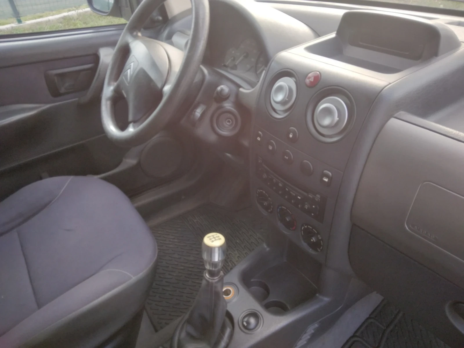 Citroen Berlingo 1.6 HDI, снимка 13 - Автомобили и джипове - 54149238