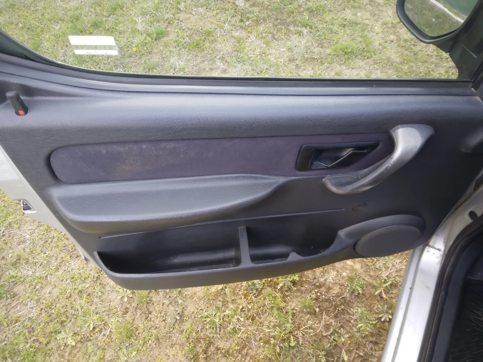 Citroen Berlingo 1.6 HDI, снимка 15 - Автомобили и джипове - 54149238