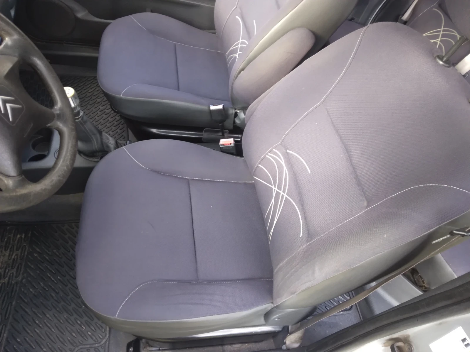 Citroen Berlingo 1.6 HDI, снимка 12 - Автомобили и джипове - 54149238