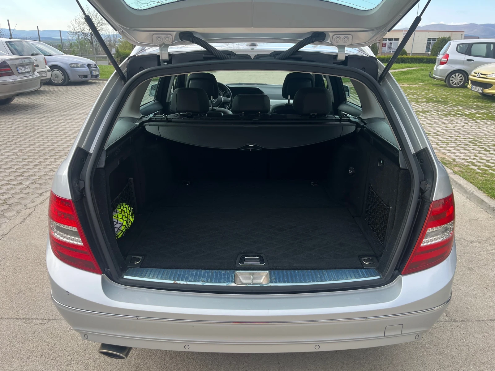 Mercedes-Benz C 220 250cdi/avtomat/avantgarde/, снимка 6 - Автомобили и джипове - 54156608