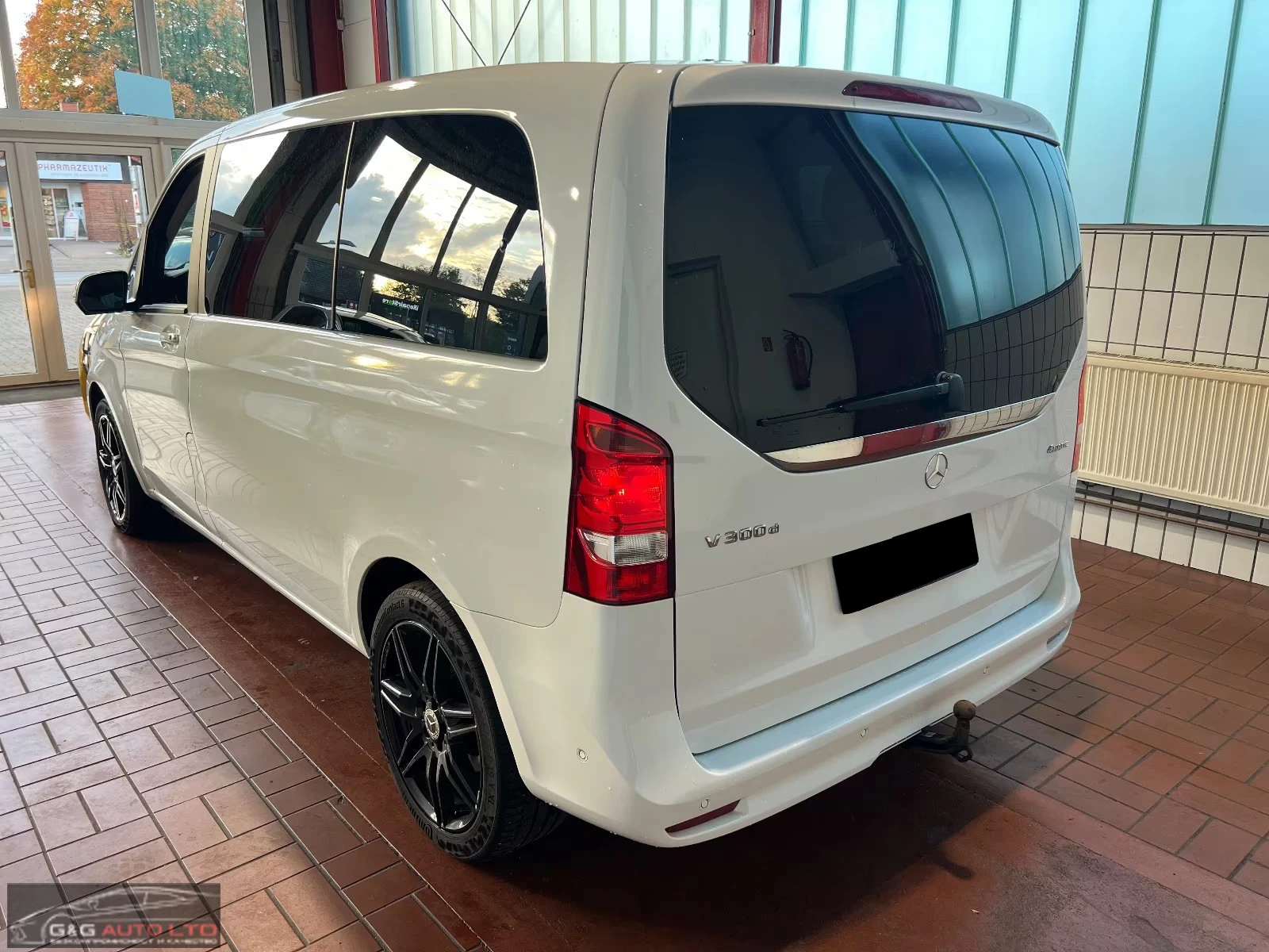 Mercedes-Benz V 300 4MATIC/237HP/EDITION/6S/CAM/LED/NAVI/207q | Mobile.bg � ����������� 3