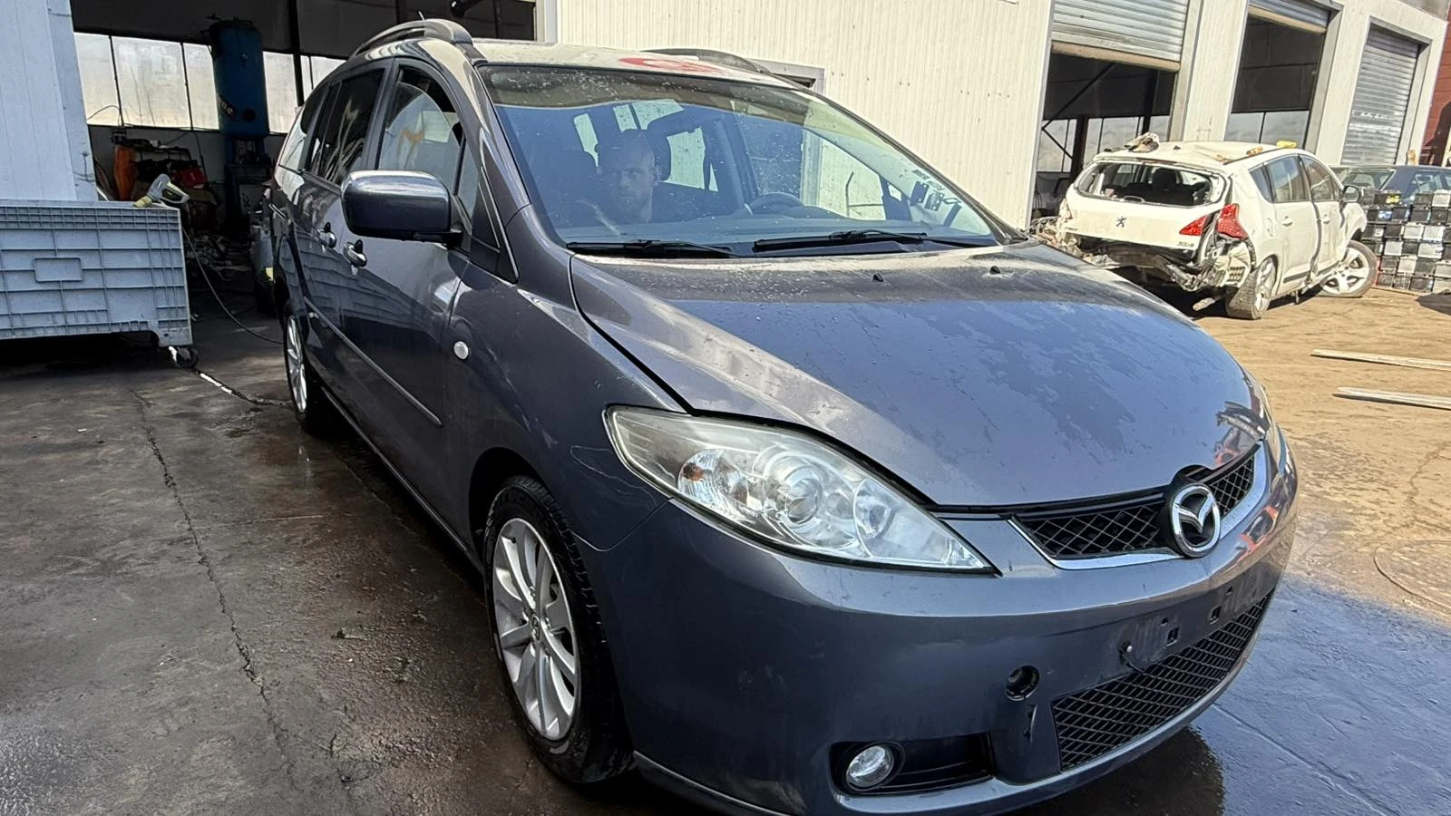 Mazda 5, снимка 2 - Автомобили и джипове - 54421051