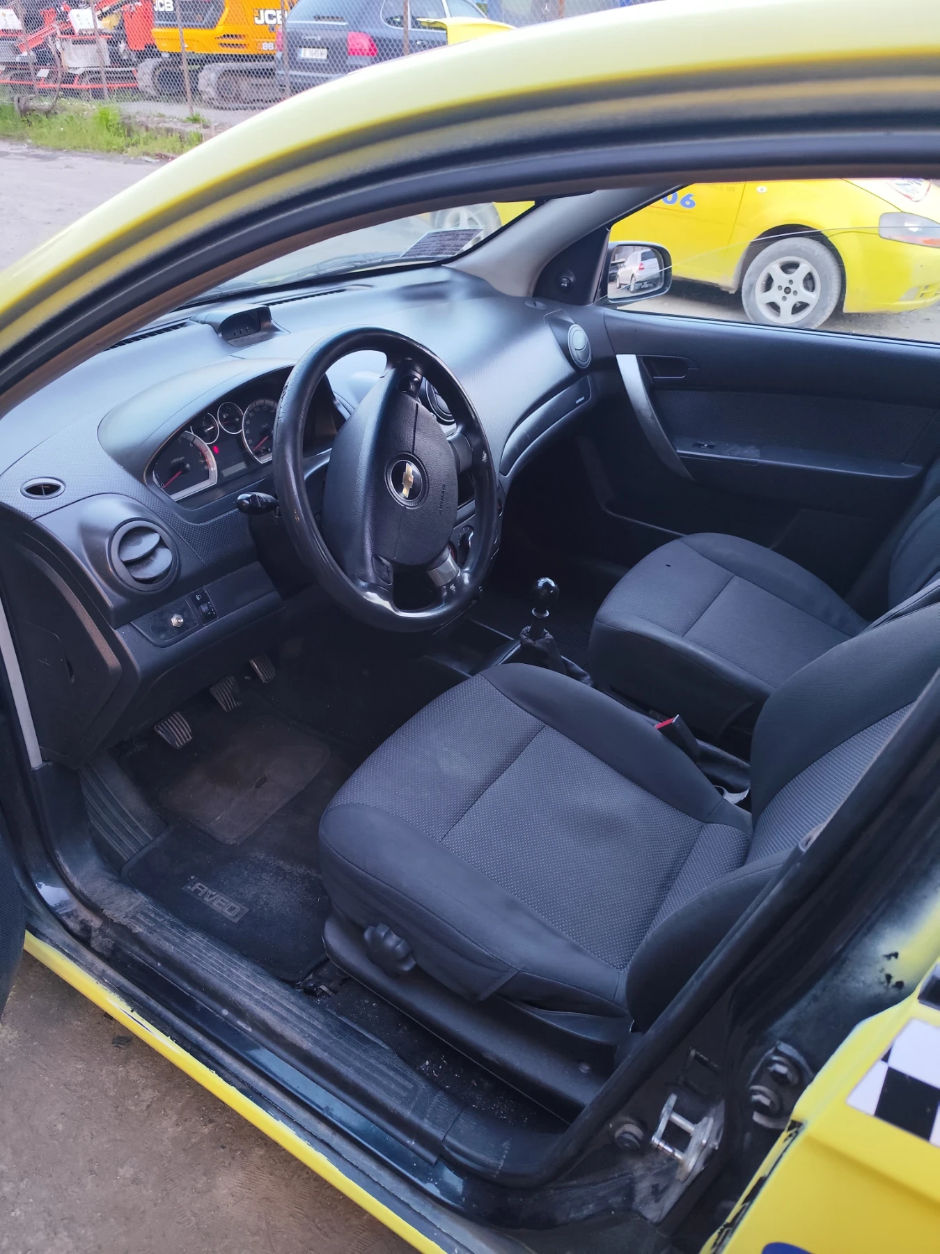 Chevrolet Aveo Газ, снимка 3 - Автомобили и джипове - 54440792