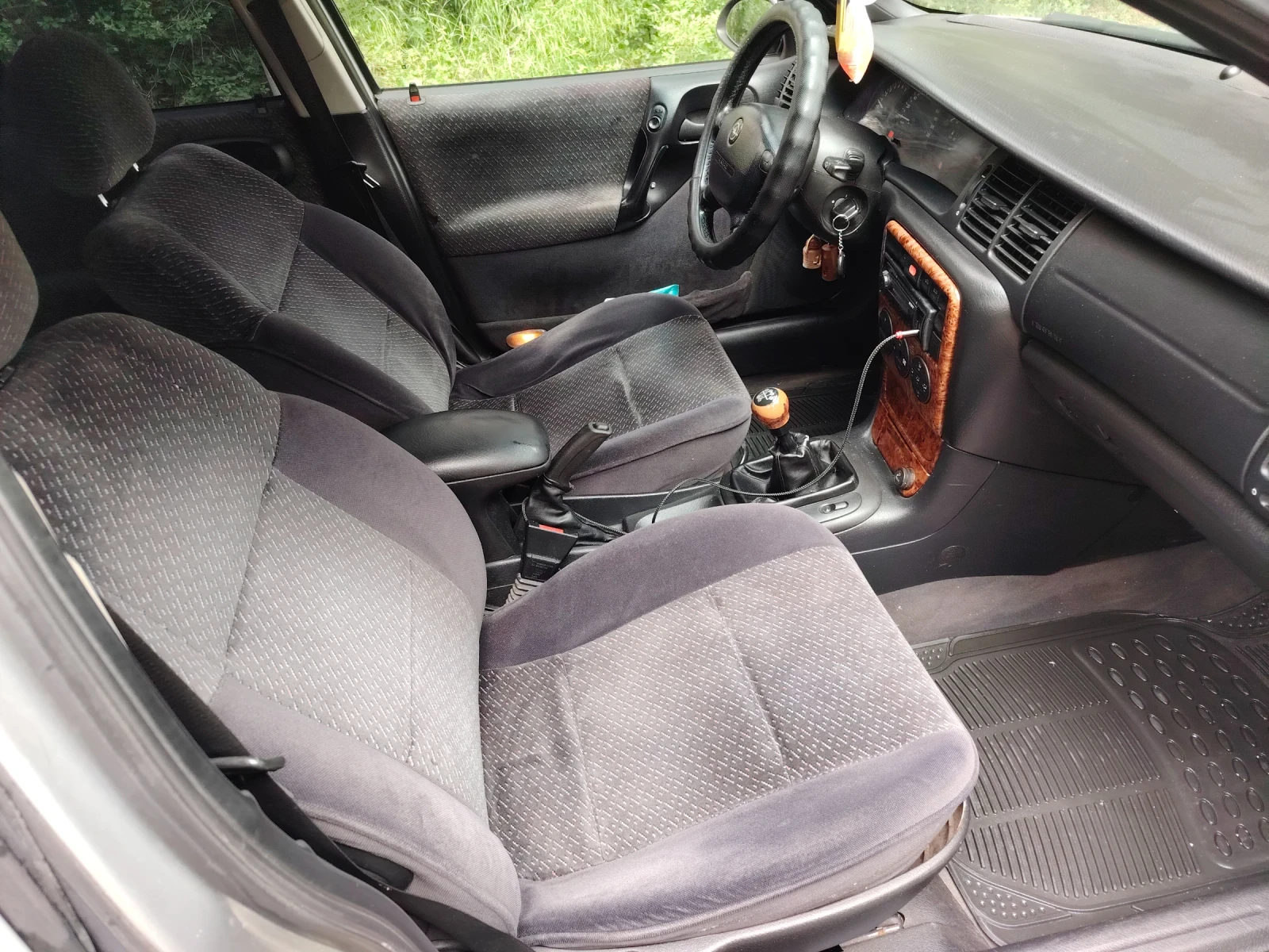 Opel Vectra 1.8 16v LPG, снимка 5 - Автомобили и джипове - 54645006