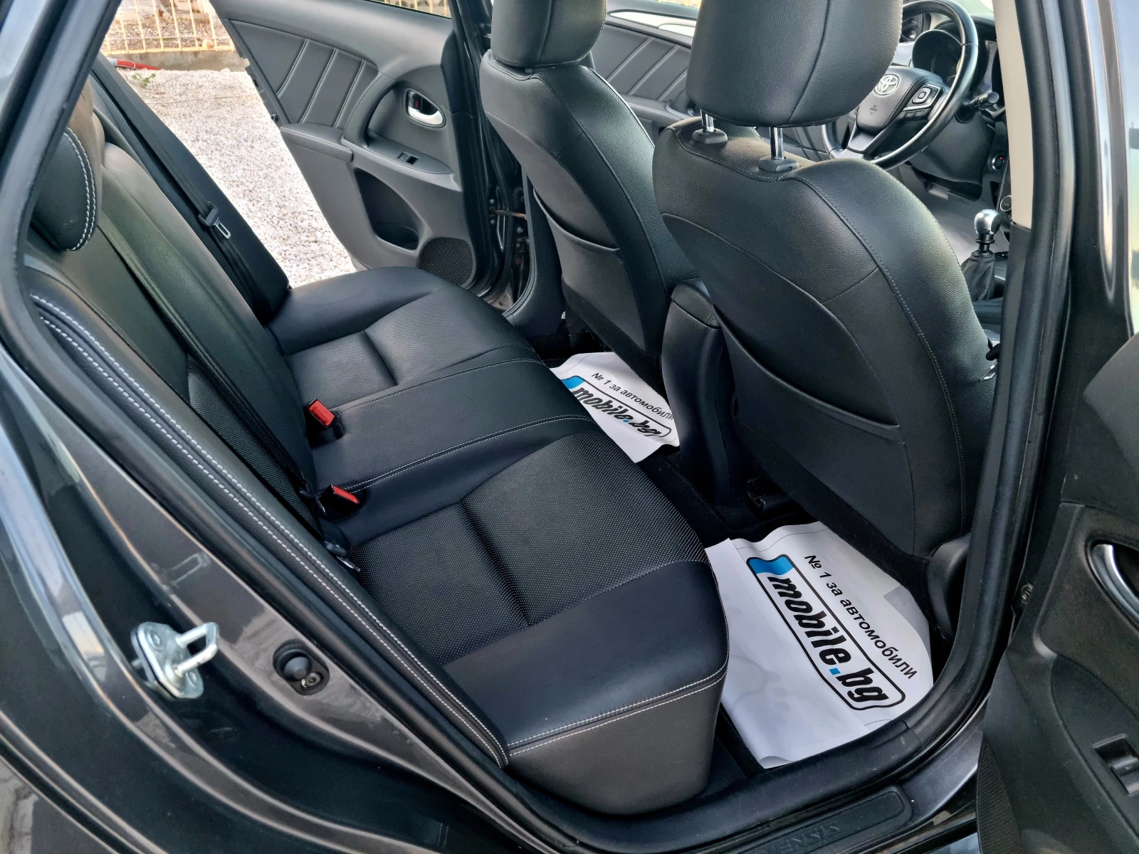 Toyota Avensis 2.0 D4D 143ks.EXCLUSIVE-LUX Panorama, снимка 17 - Автомобили и джипове - 54750734