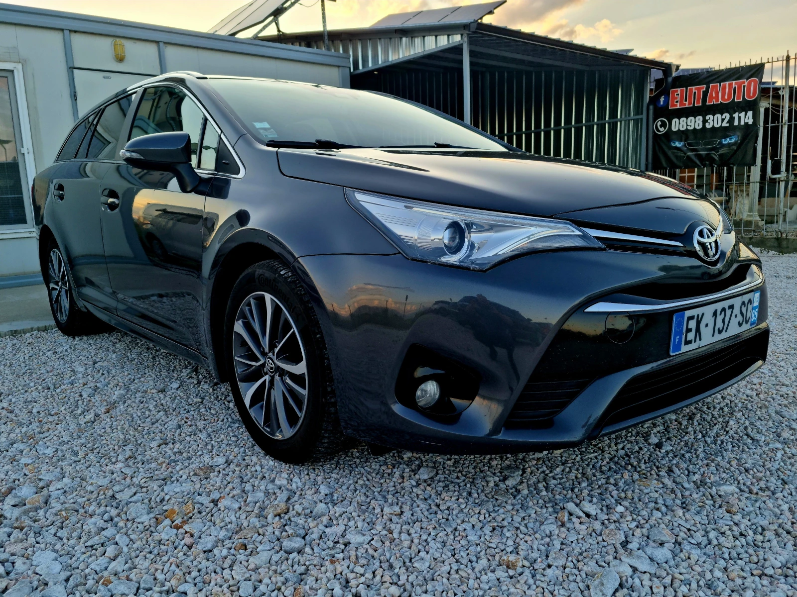 Toyota Avensis 2.0 D4D 143ks.EXCLUSIVE-LUX Panorama, снимка 4 - Автомобили и джипове - 54750734
