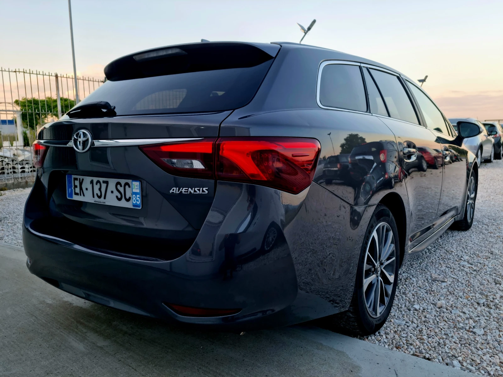Toyota Avensis 2.0 D4D 143ks.EXCLUSIVE-LUX Panorama, снимка 6 - Автомобили и джипове - 54750734