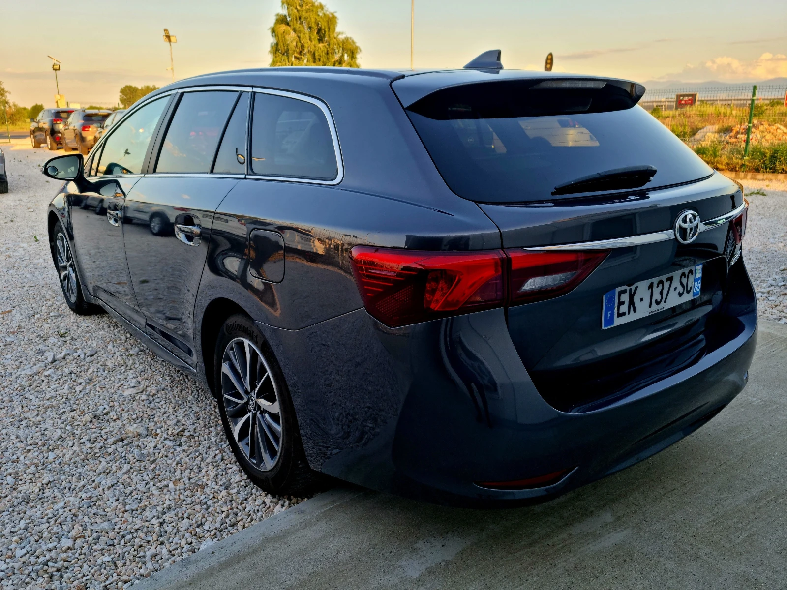Toyota Avensis 2.0 D4D 143ks.EXCLUSIVE-LUX Panorama, снимка 8 - Автомобили и джипове - 54750734