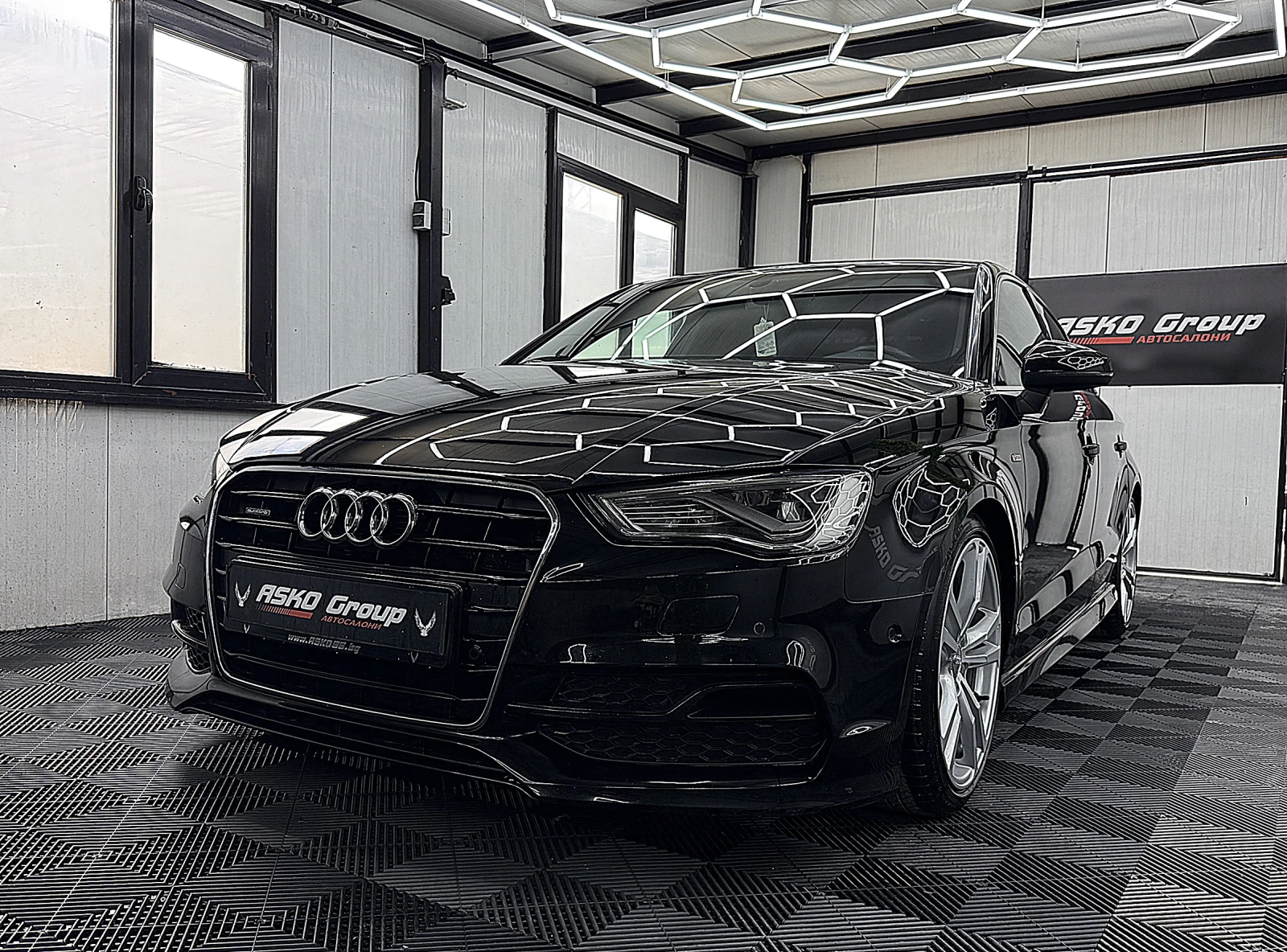 Audi A3 S-line+ + + /PANORAMA/NAVI/START STOP/СОБСТВЕН ЛИЗ
