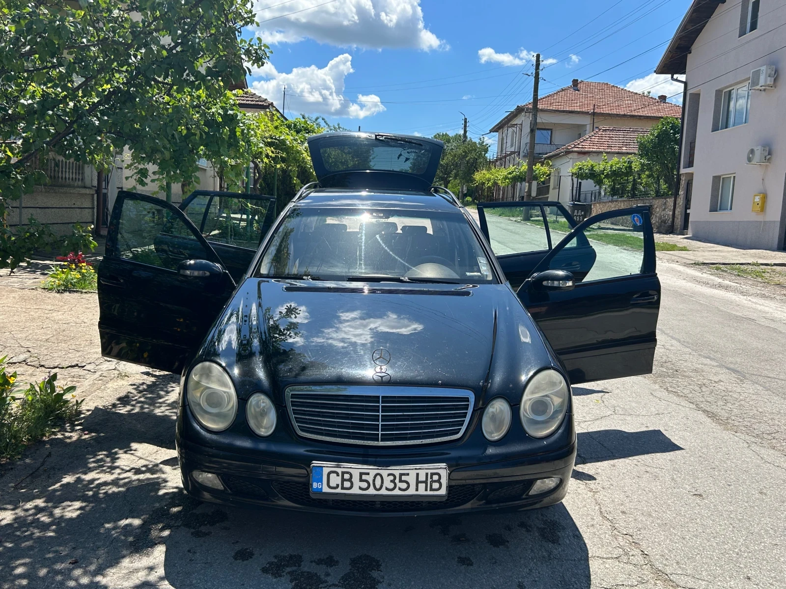 Mercedes-Benz E 240, снимка 4 - Автомобили и джипове - 54900423