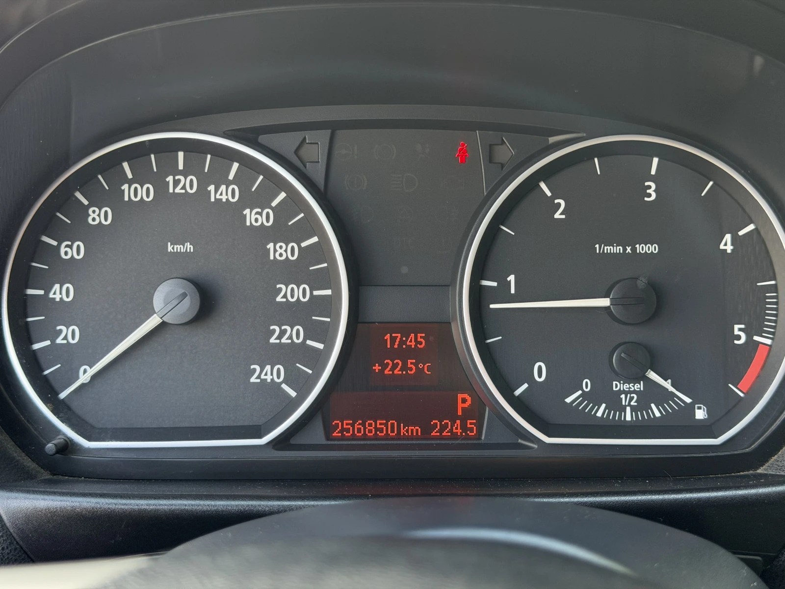 BMW 120, снимка 5 - Автомобили и джипове - 54903708