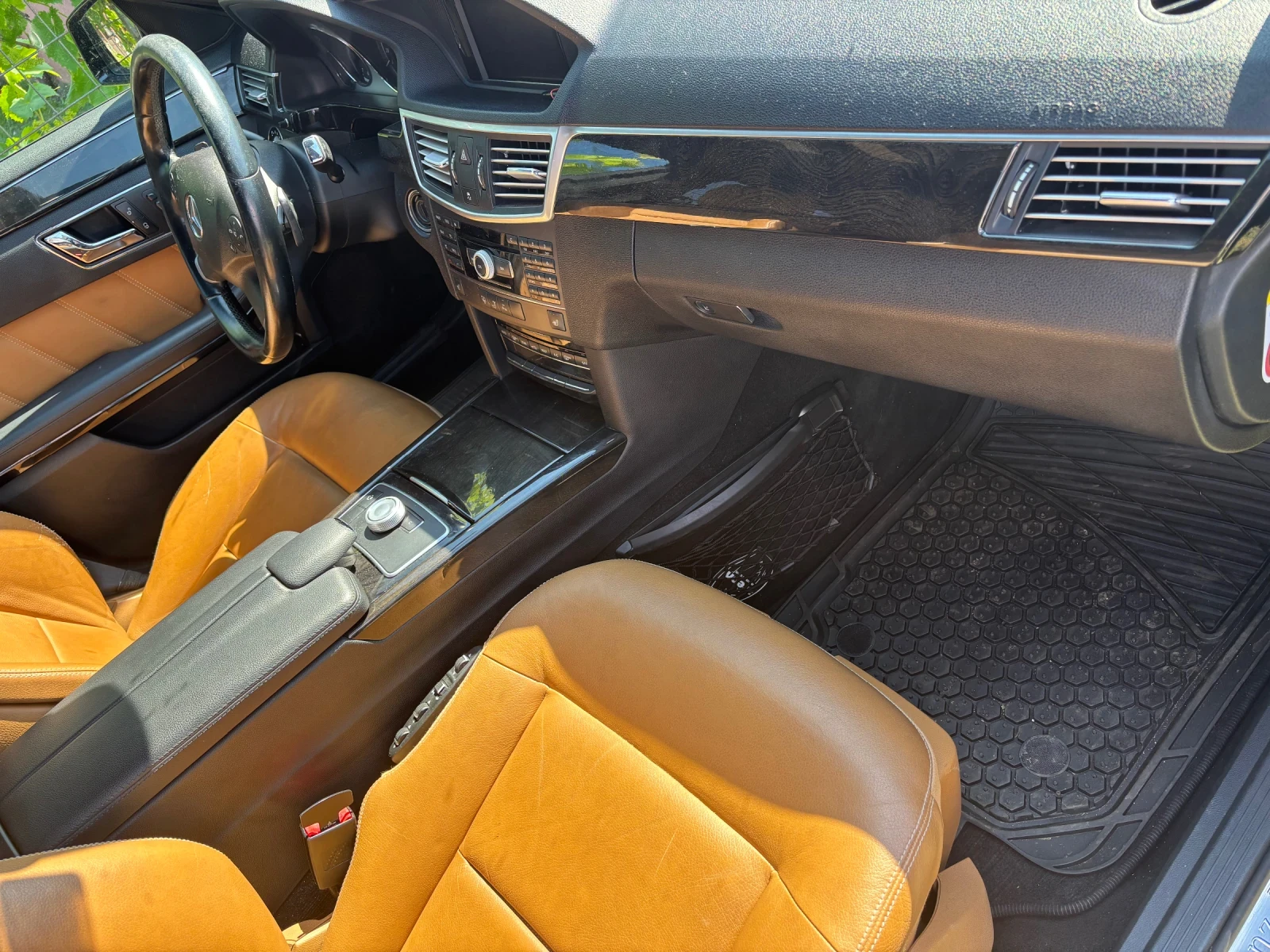 Mercedes-Benz E 350, снимка 3 - Автомобили и джипове - 54987970