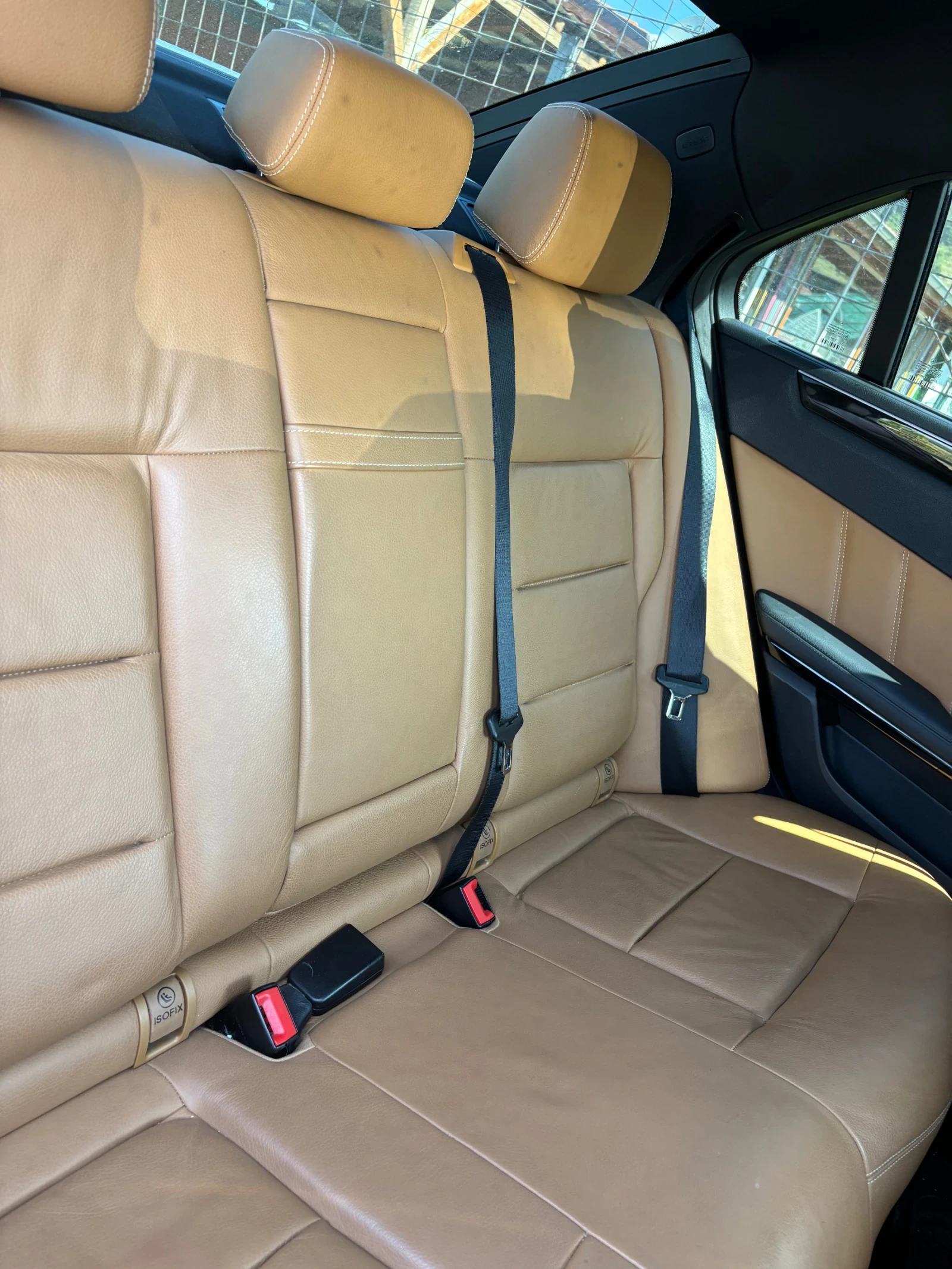 Mercedes-Benz E 350, снимка 4 - Автомобили и джипове - 54987970