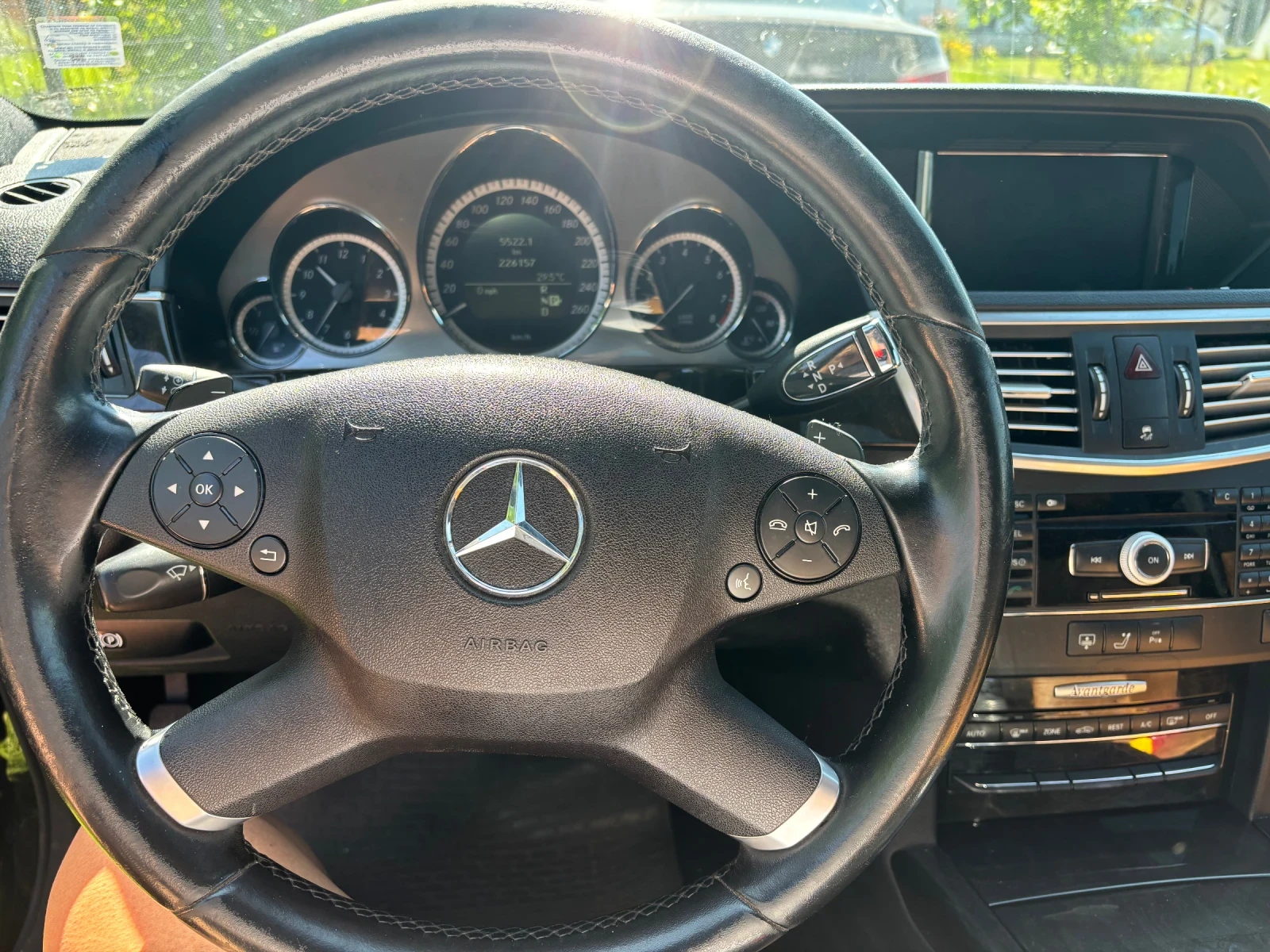 Mercedes-Benz E 350, снимка 6 - Автомобили и джипове - 54987970