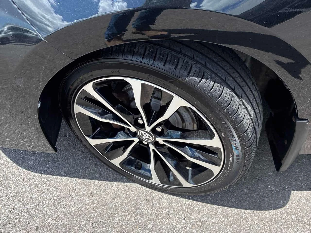 Toyota Corolla * 4dr Sdn Man SE * АВТОКРЕДИТ БЕЗ ПЪРВОНАЧАЛНА , снимка 7 - Автомобили и джипове - 55070235