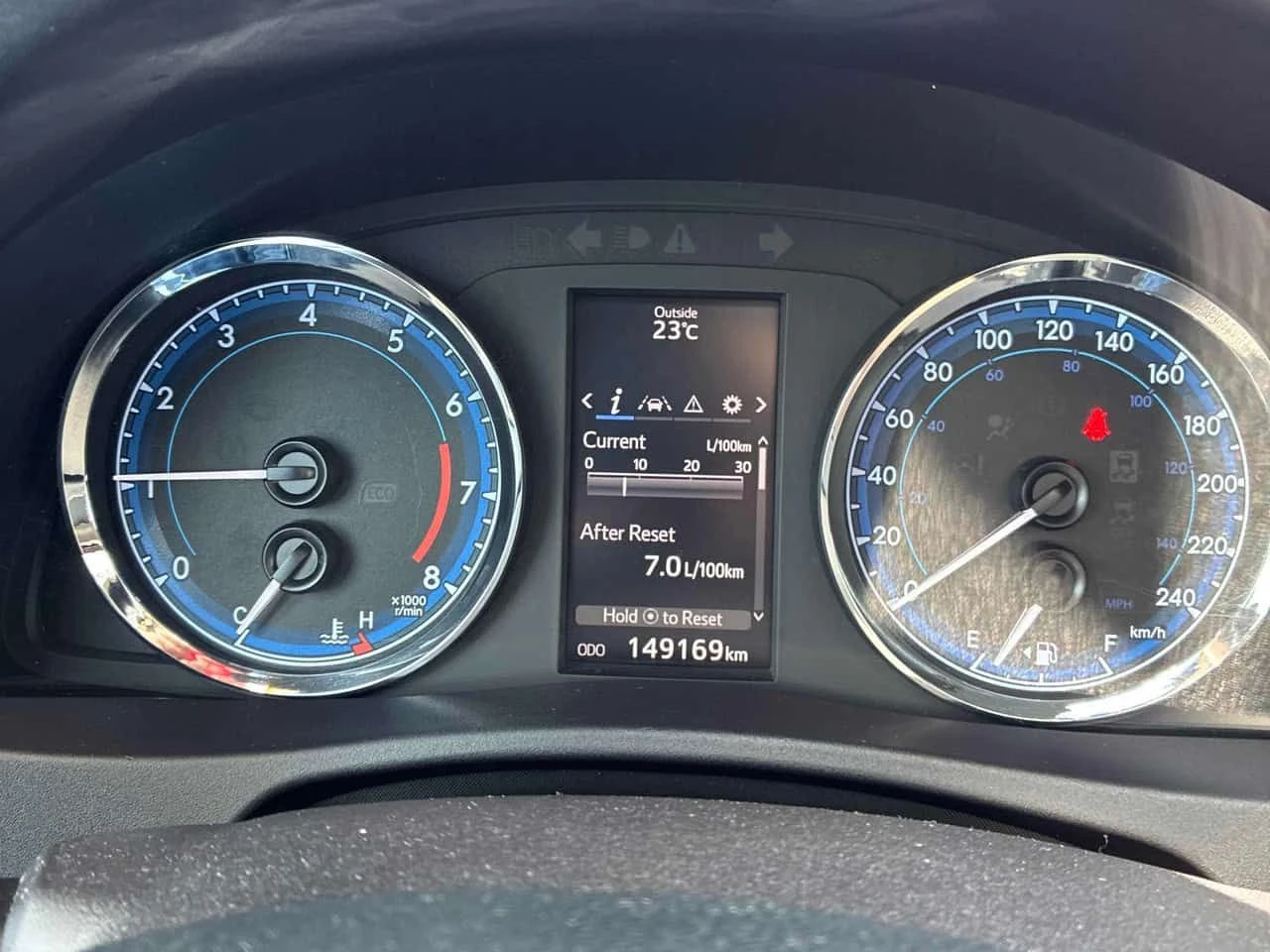 Toyota Corolla * 4dr Sdn Man SE * АВТОКРЕДИТ БЕЗ ПЪРВОНАЧАЛНА , снимка 8 - Автомобили и джипове - 55070235