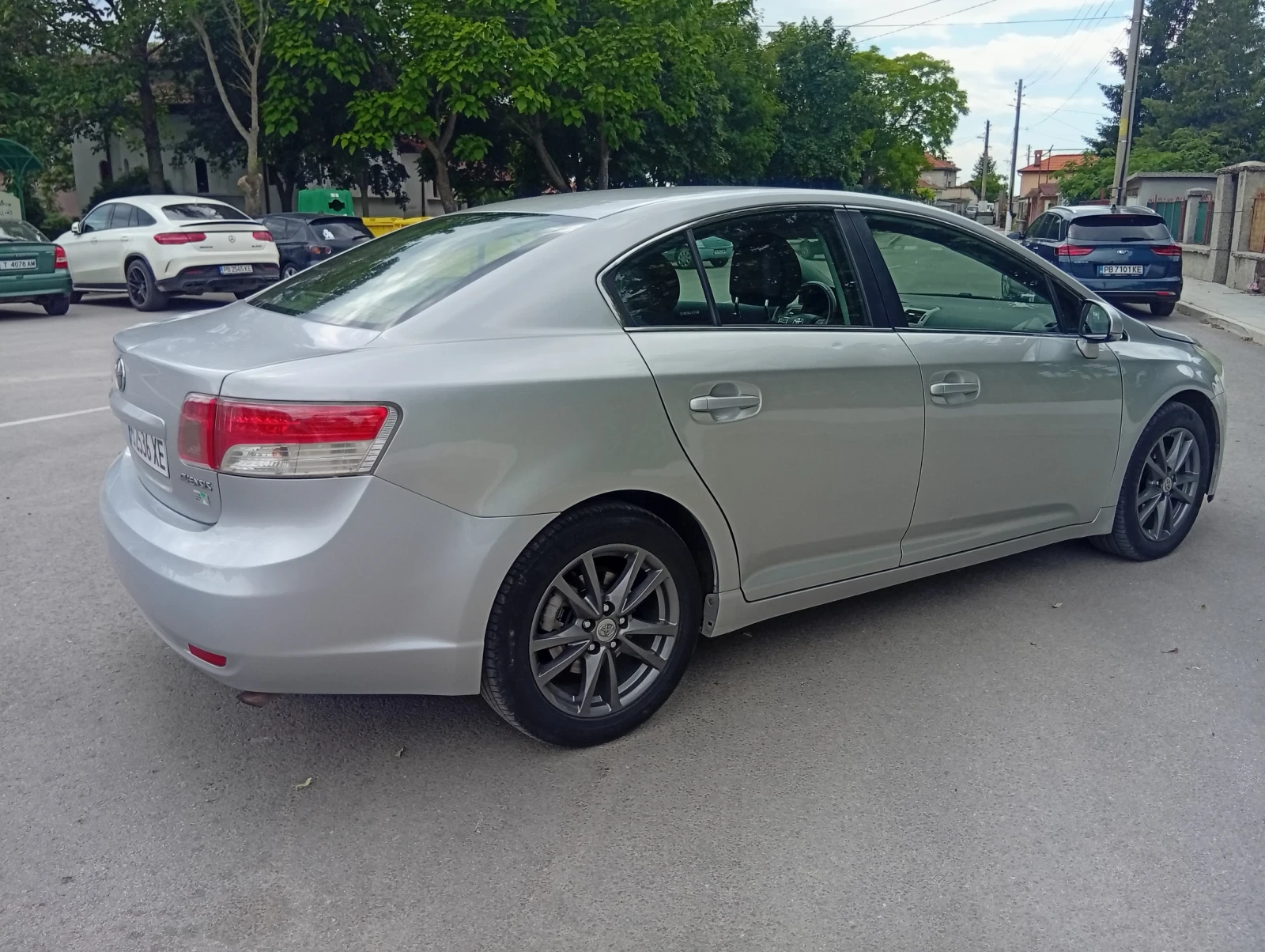 Toyota Avensis 2.0D4D top, снимка 4 - Автомобили и джипове - 55317308