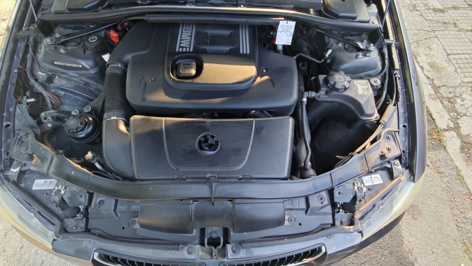 BMW 318, снимка 17 - Автомобили и джипове - 55469238