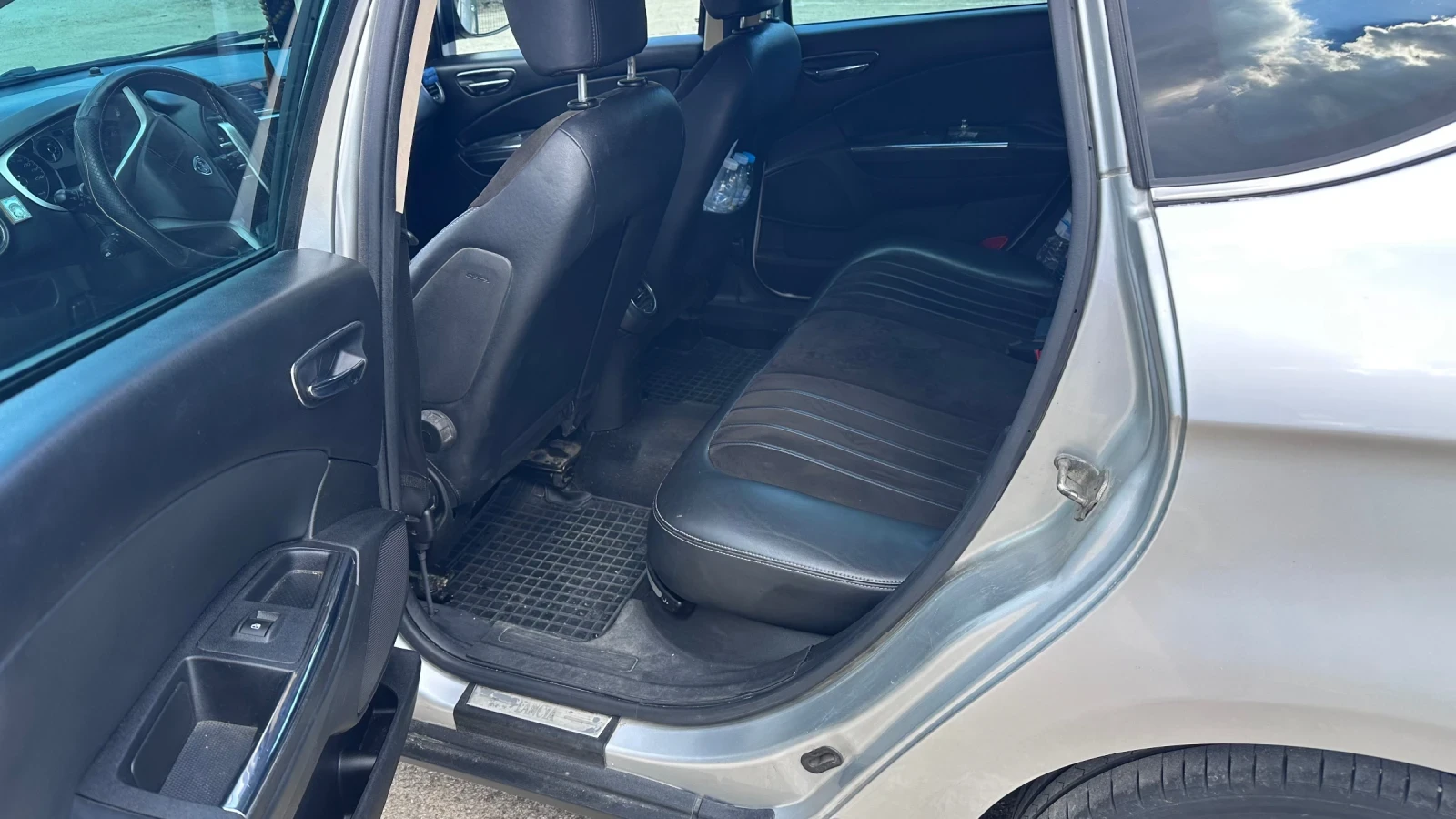 Lancia Delta, снимка 3 - Автомобили и джипове - 55974119