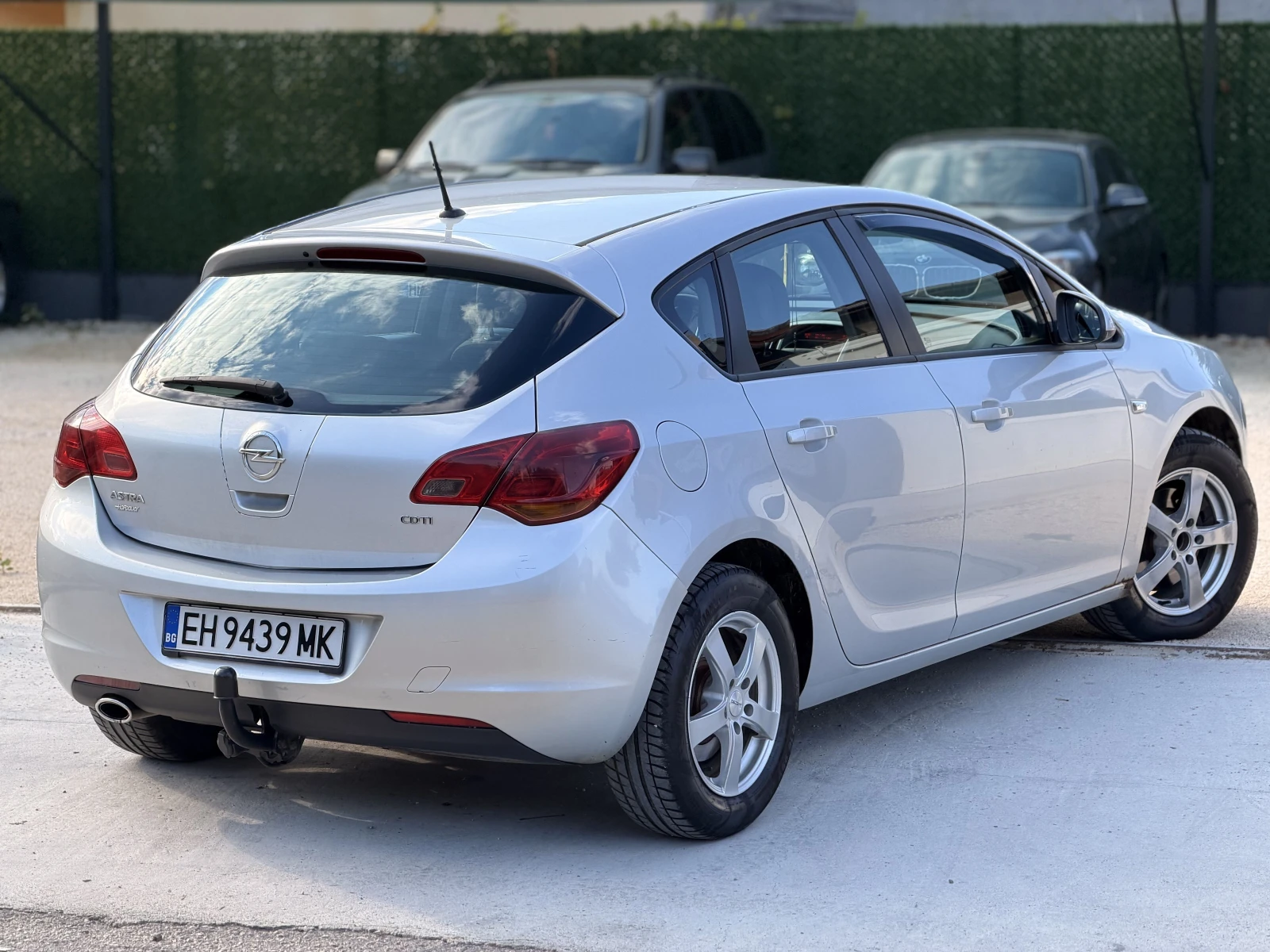 Opel Astra 2.0 CDTI, снимка 6 - Автомобили и джипове - 56247963