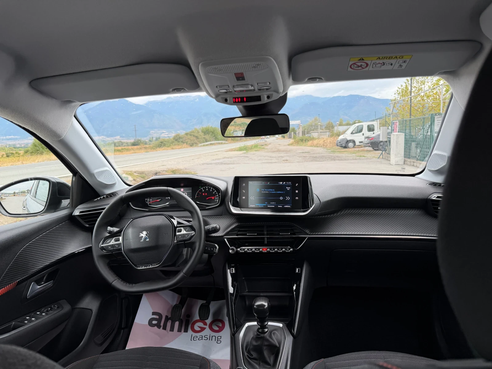 Peugeot 208 1.5 BlueHDI, снимка 8 - Автомобили и джипове - 56258162