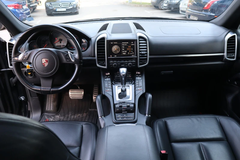 Porsche Cayenne Navi/Automat/Подгрев/Sport+ /, снимка 10 - Автомобили и джипове - 46707429