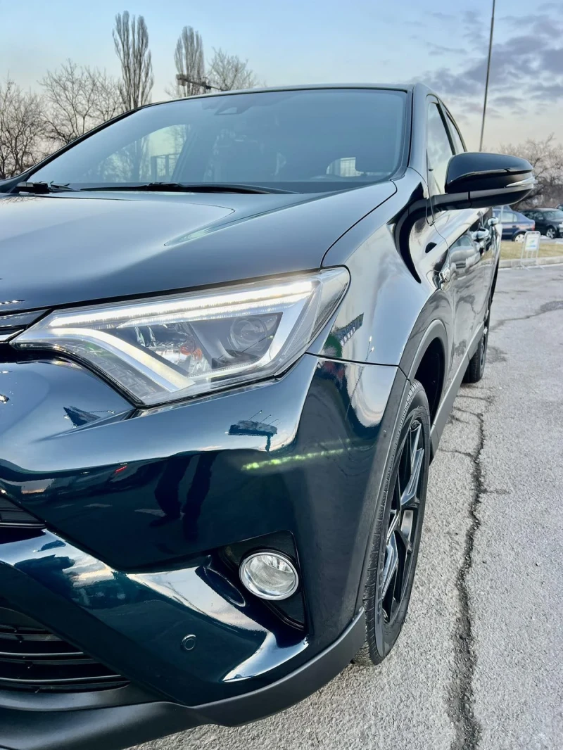 Toyota Rav4 HYBRID  БЕЗ ЗА БЕЛЕЖКА , снимка 6 - Автомобили и джипове - 49277484