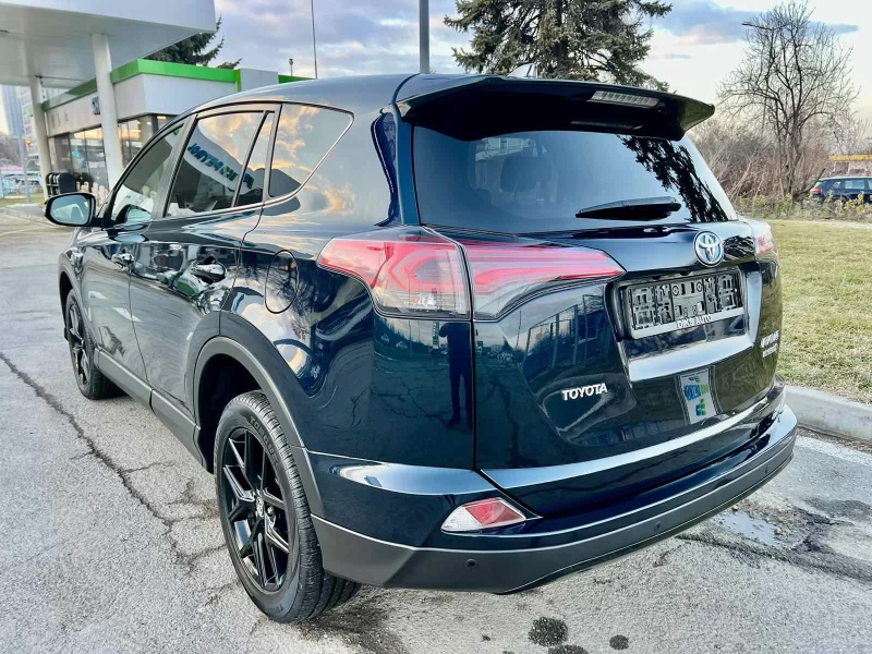 Toyota Rav4 HYBRID  БЕЗ ЗА БЕЛЕЖКА , снимка 4 - Автомобили и джипове - 49277484