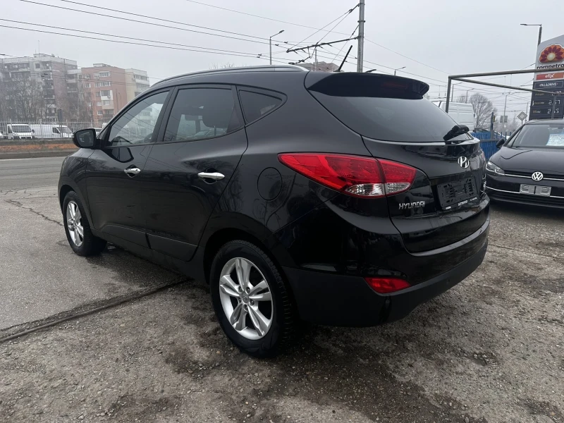 Hyundai IX35 CRDI, снимка 5 - Автомобили и джипове - 49354673