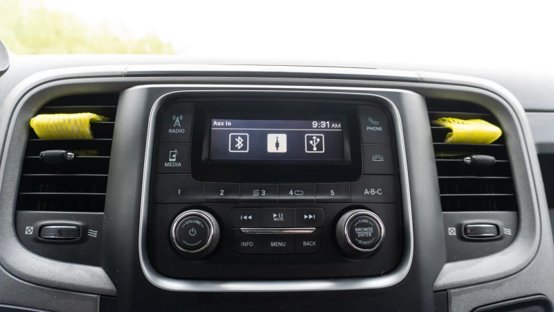 Dodge RAM 1500 Tradesman CAM* 5.7* CRUISE CONTROL* , снимка 9 - Автомобили и джипове - 52649161