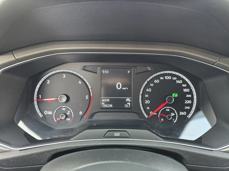 VW T-Roc 2.0TDI STYLE 150к.с DSG  Топ състояние , снимка 17 - Автомобили и джипове - 52664271