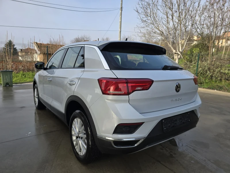 VW T-Roc 2.0TDI STYLE 150к.с DSG  Топ състояние , снимка 3 - Автомобили и джипове - 52664271