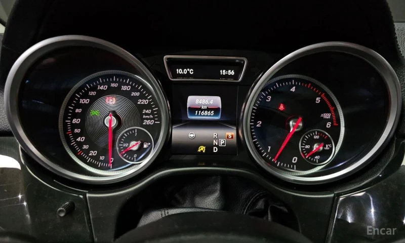 Mercedes-Benz GLS 350, снимка 8 - Автомобили и джипове - 52857179