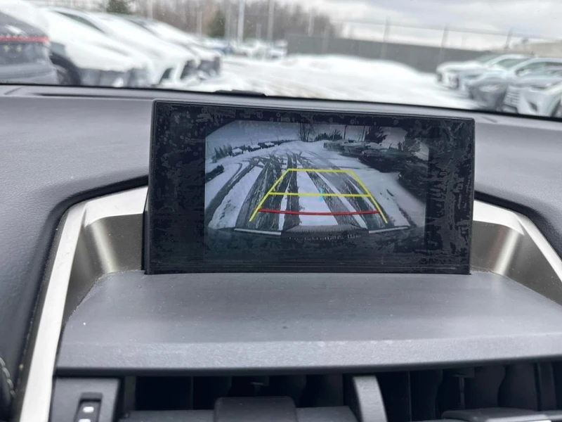 Lexus NX 200t * AWD 4dr * CARFAX * , снимка 10 - Автомобили и джипове - 53022853