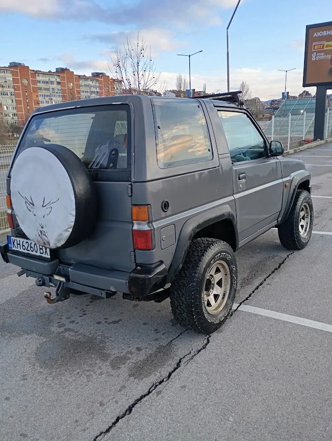 Daihatsu Feroza, снимка 5 - Автомобили и джипове - 53309335